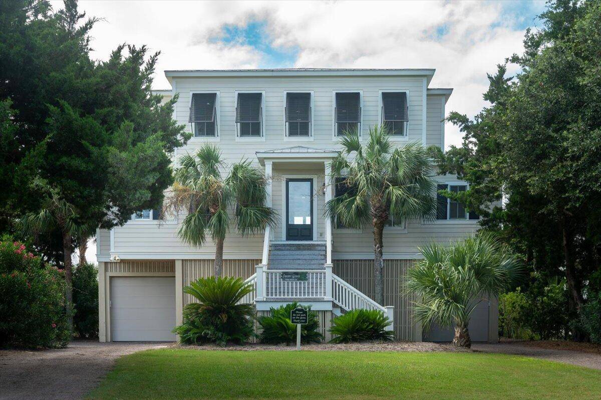 Edisto Beach, SC 29438,3002 Palmetto Blvd #6