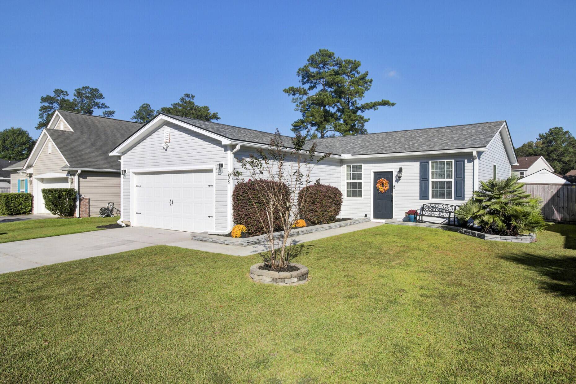 Summerville, SC 29483,208 Austin Creek Ct