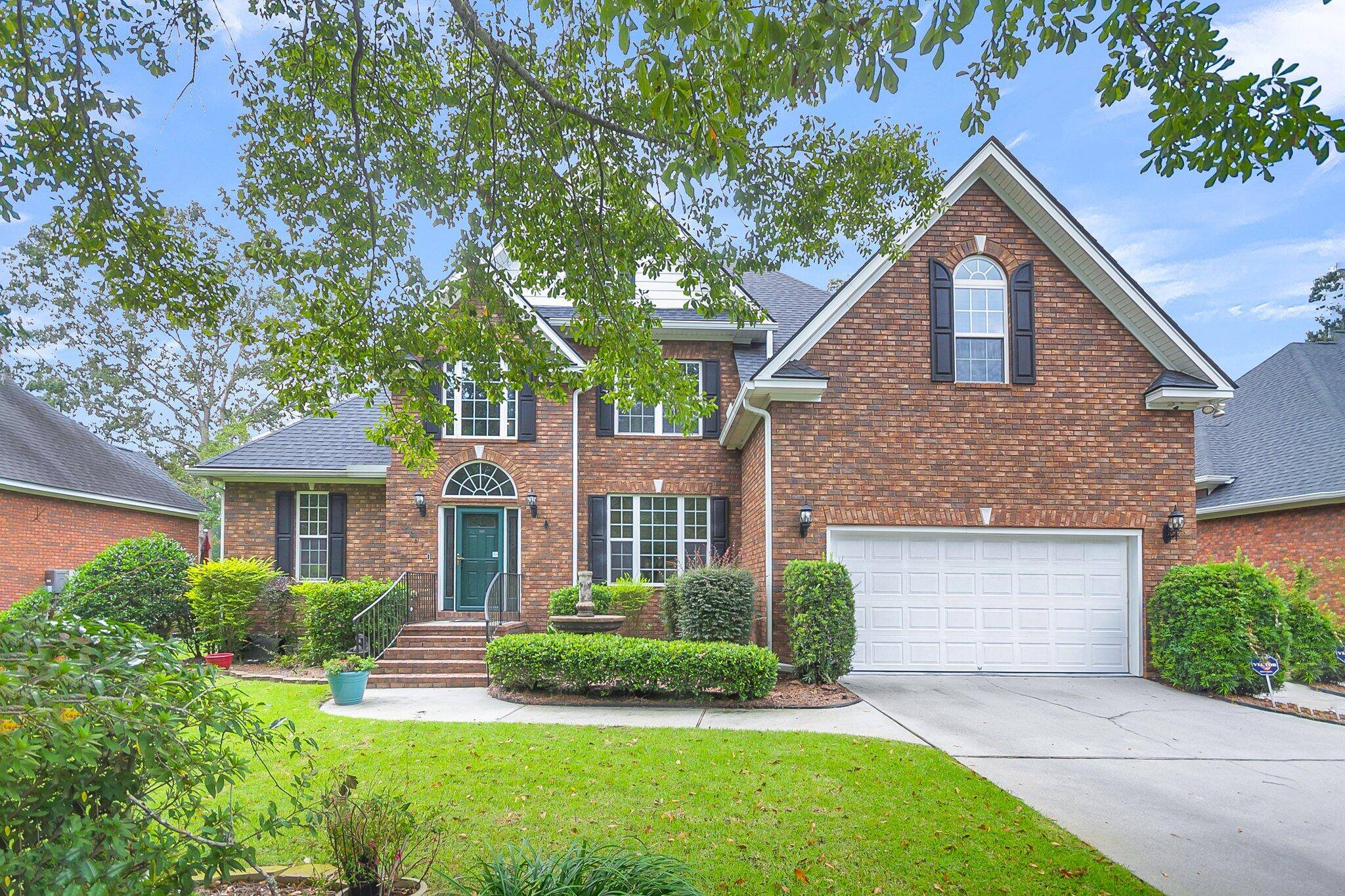 North Charleston, SC 29420,8867 E Fairway Woods Cir