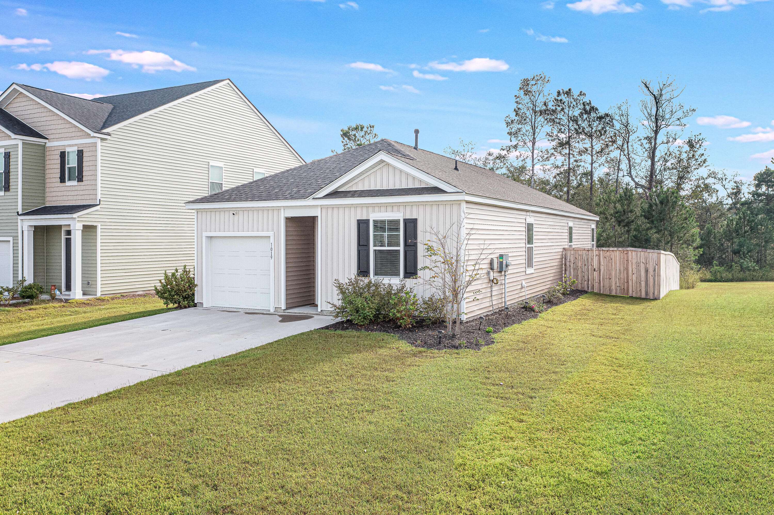 Ladson, SC 29456,1019 Peridote Way