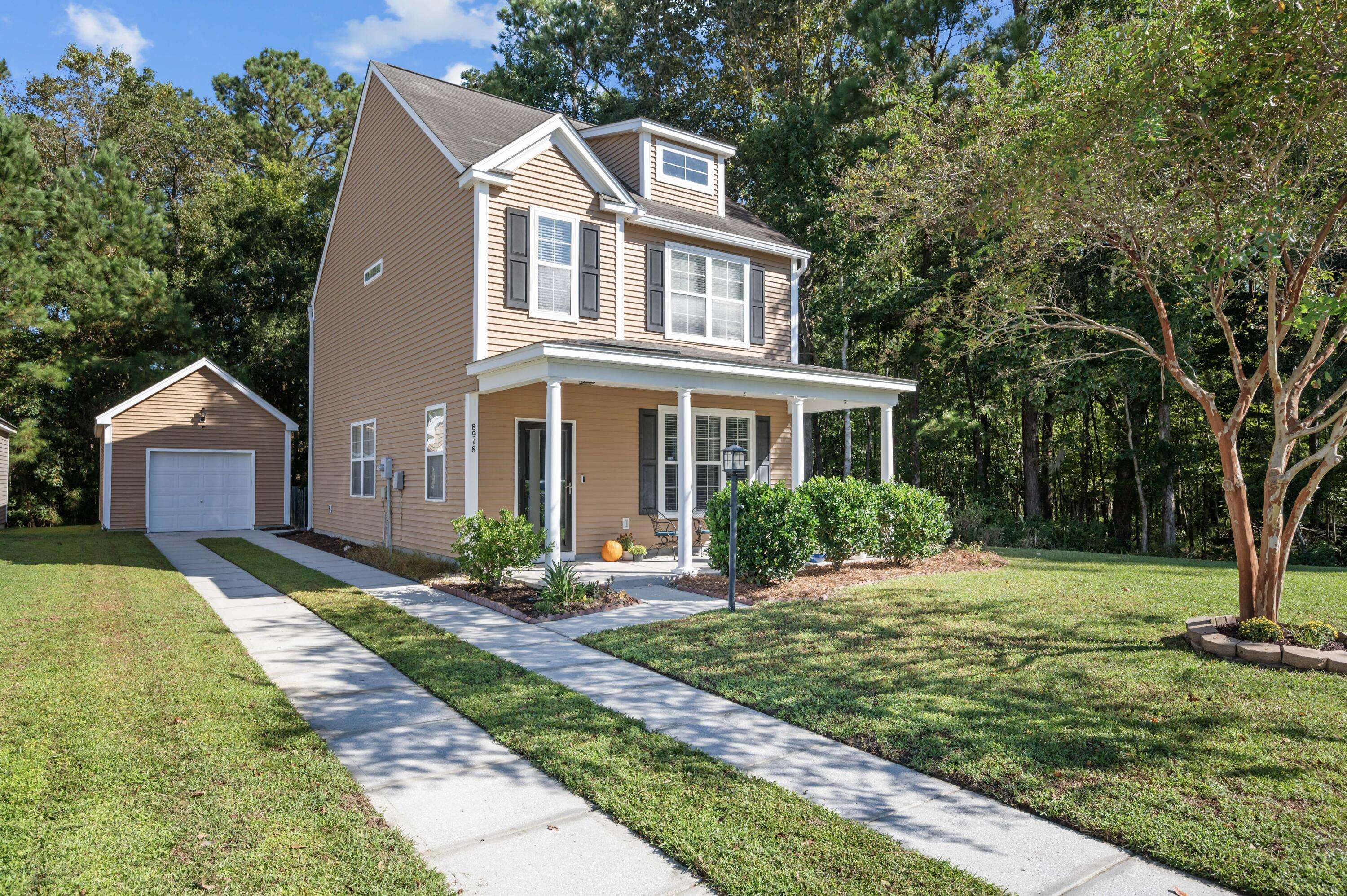 Summerville, SC 29485,8918 Planters Row Ln