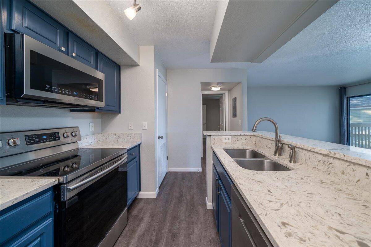 Mount Pleasant, SC 29464,1481 Center Extension St #208