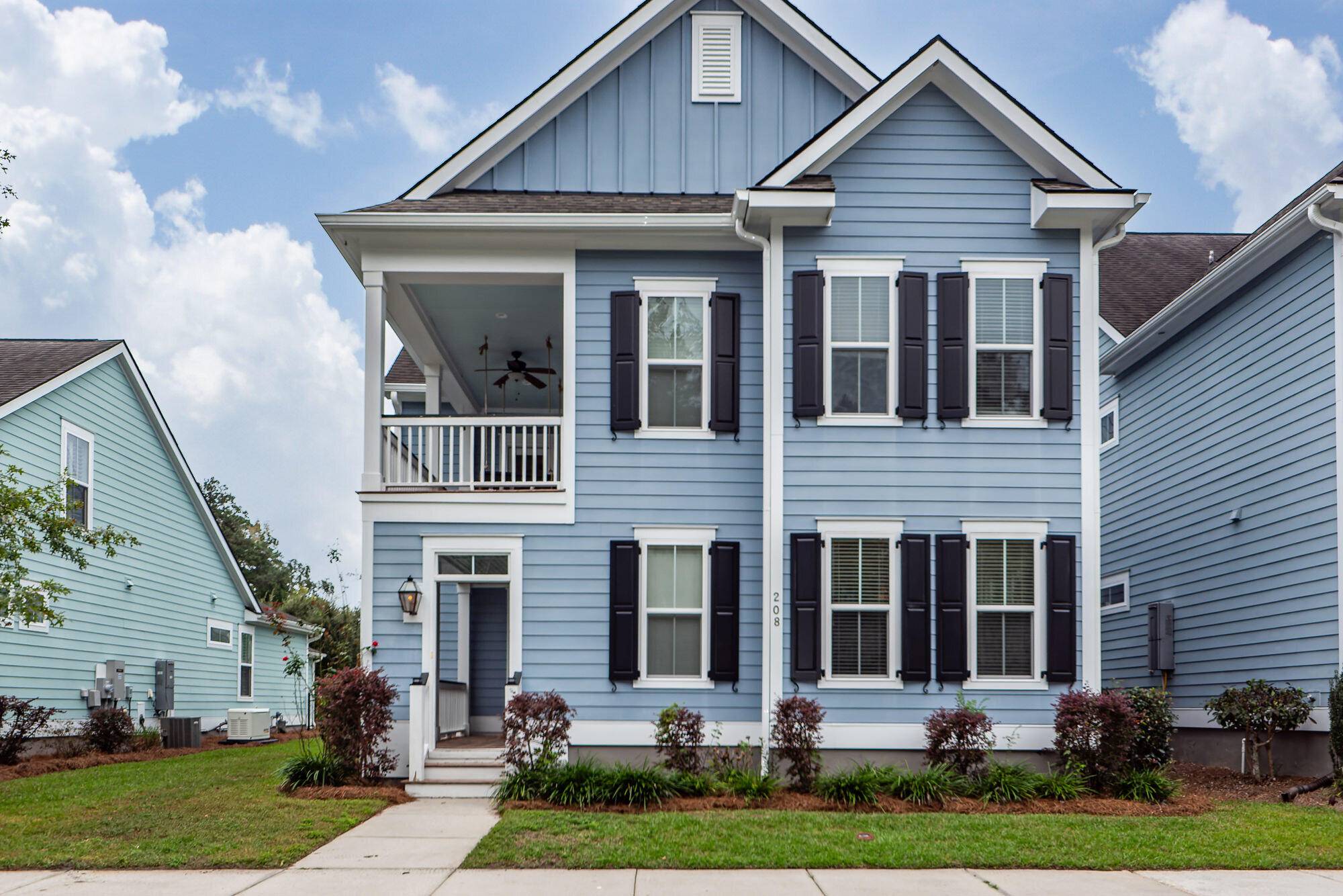 Summerville, SC 29483,208 Sweetspire Ln