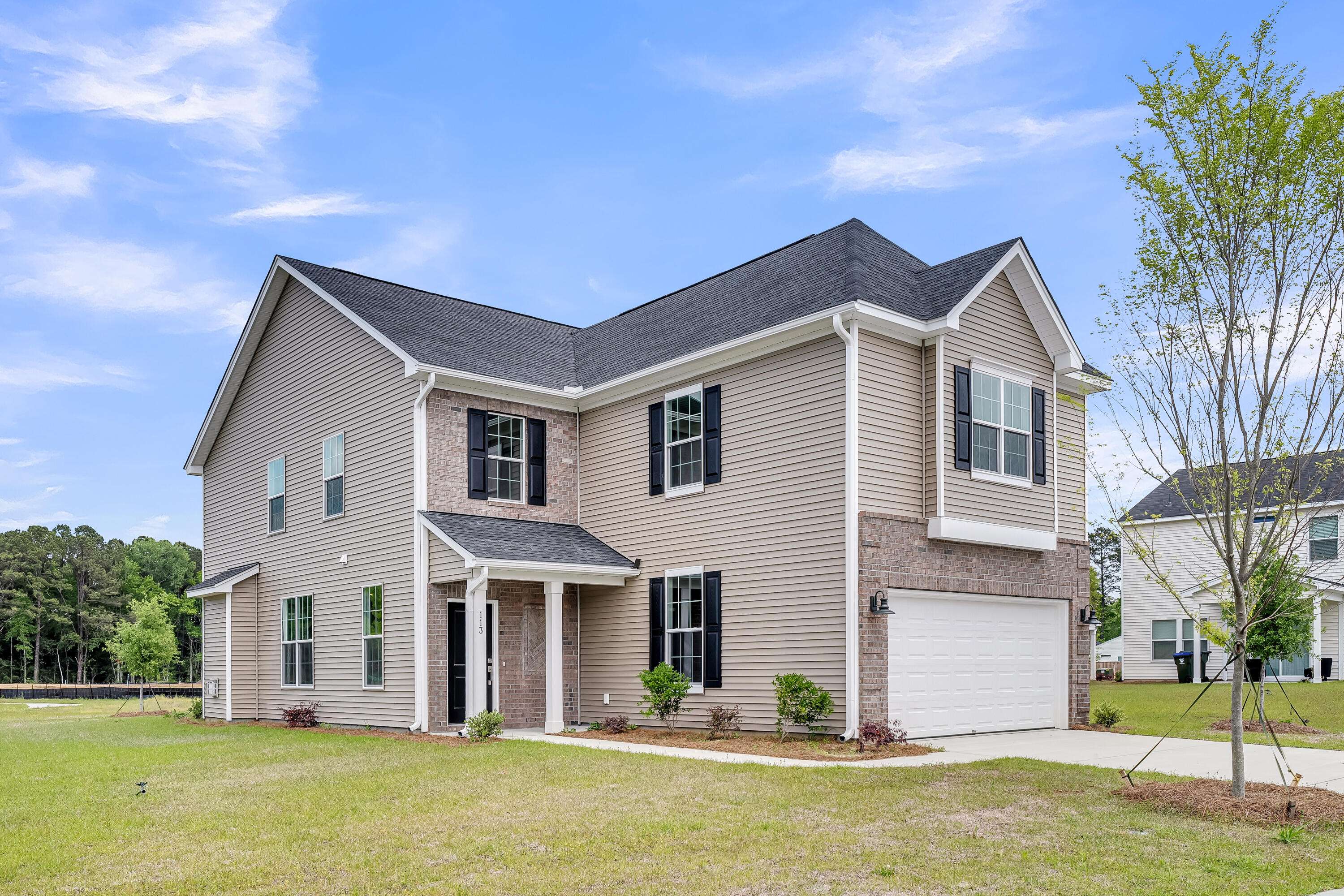 Summerville, SC 29483,113 O'Leary Circle