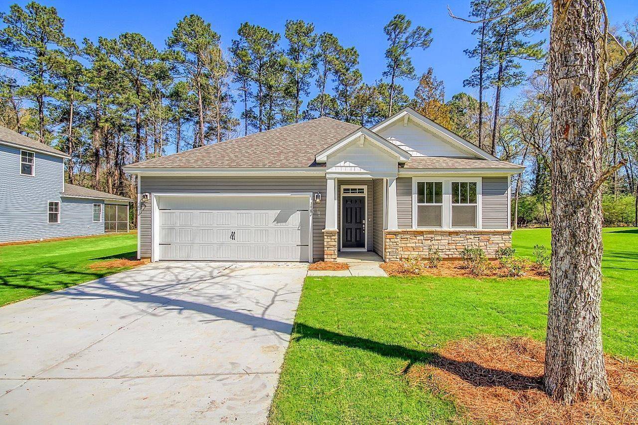 Ridgeville, SC 29472,118 Kay St