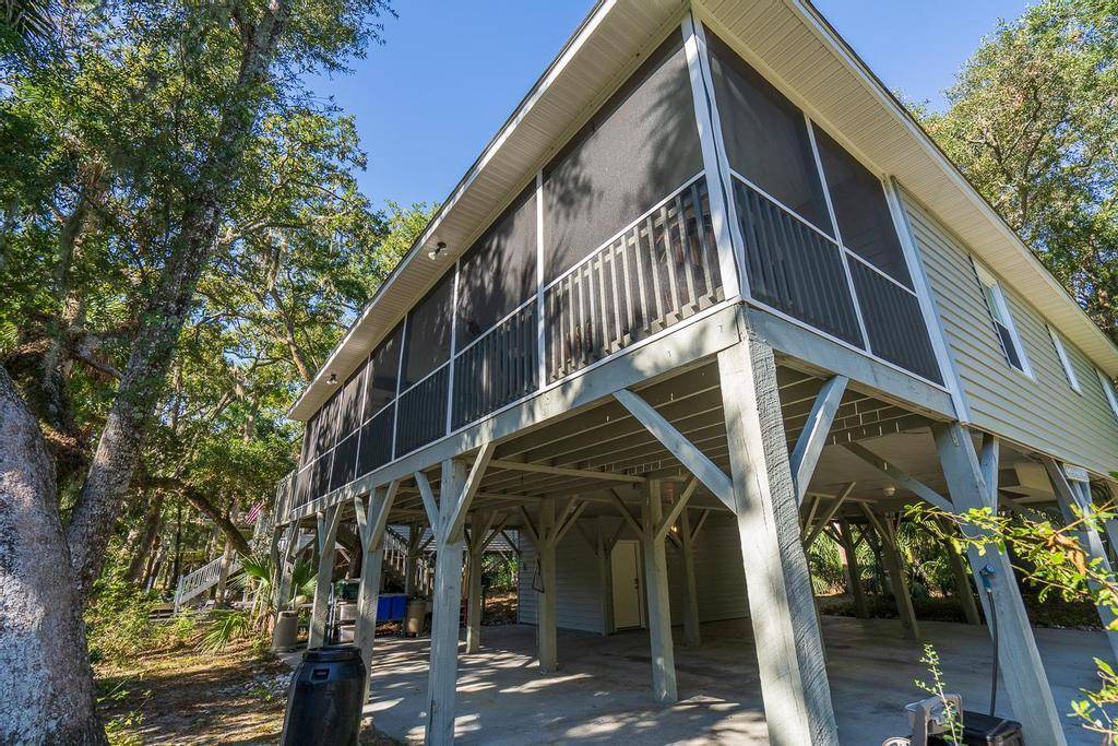 Edisto Island, SC 29438,1002 Jungle Rd