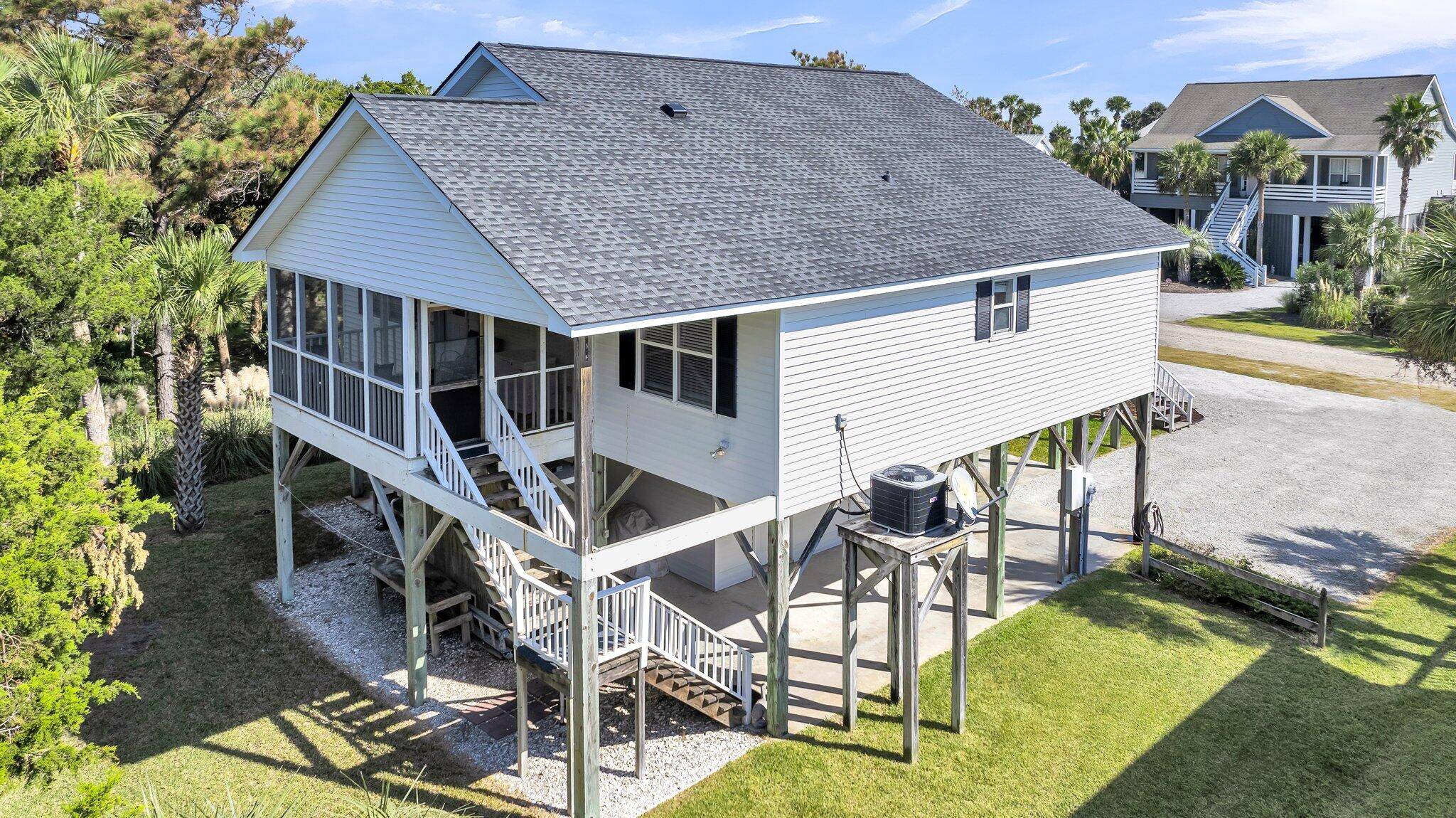 Edisto Island, SC 29438,505 Pompano St