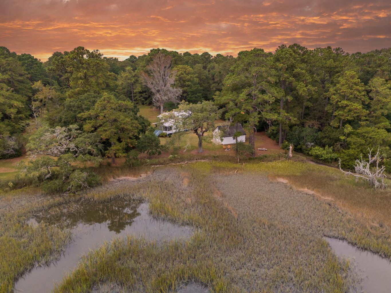 Edisto Island, SC 29438,8057 Point Of Pines Rd