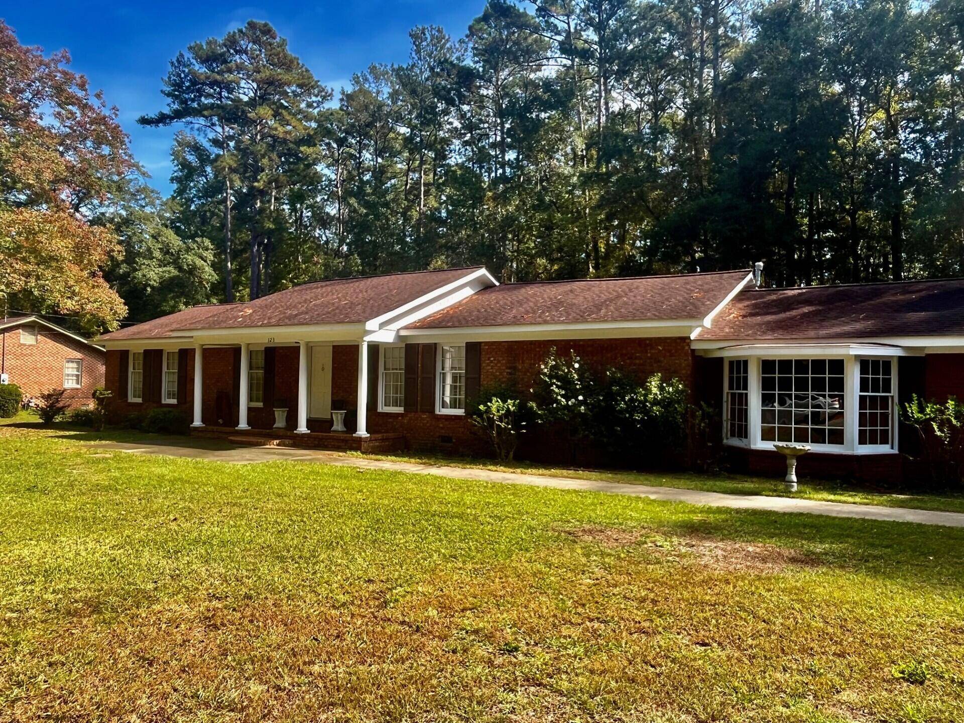 Walterboro, SC 29488,123 Sharon Dr