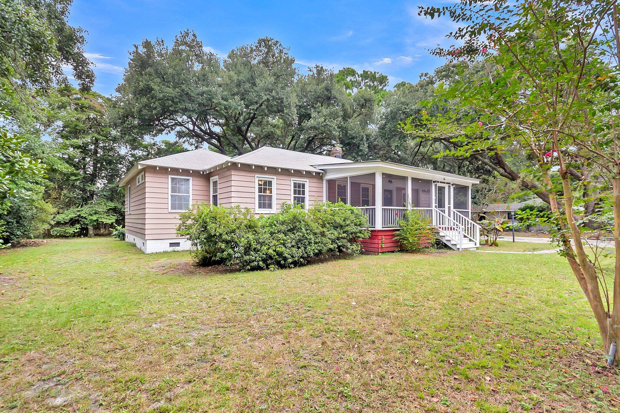 Charleston, SC 29407,1720 Wappoo Dr