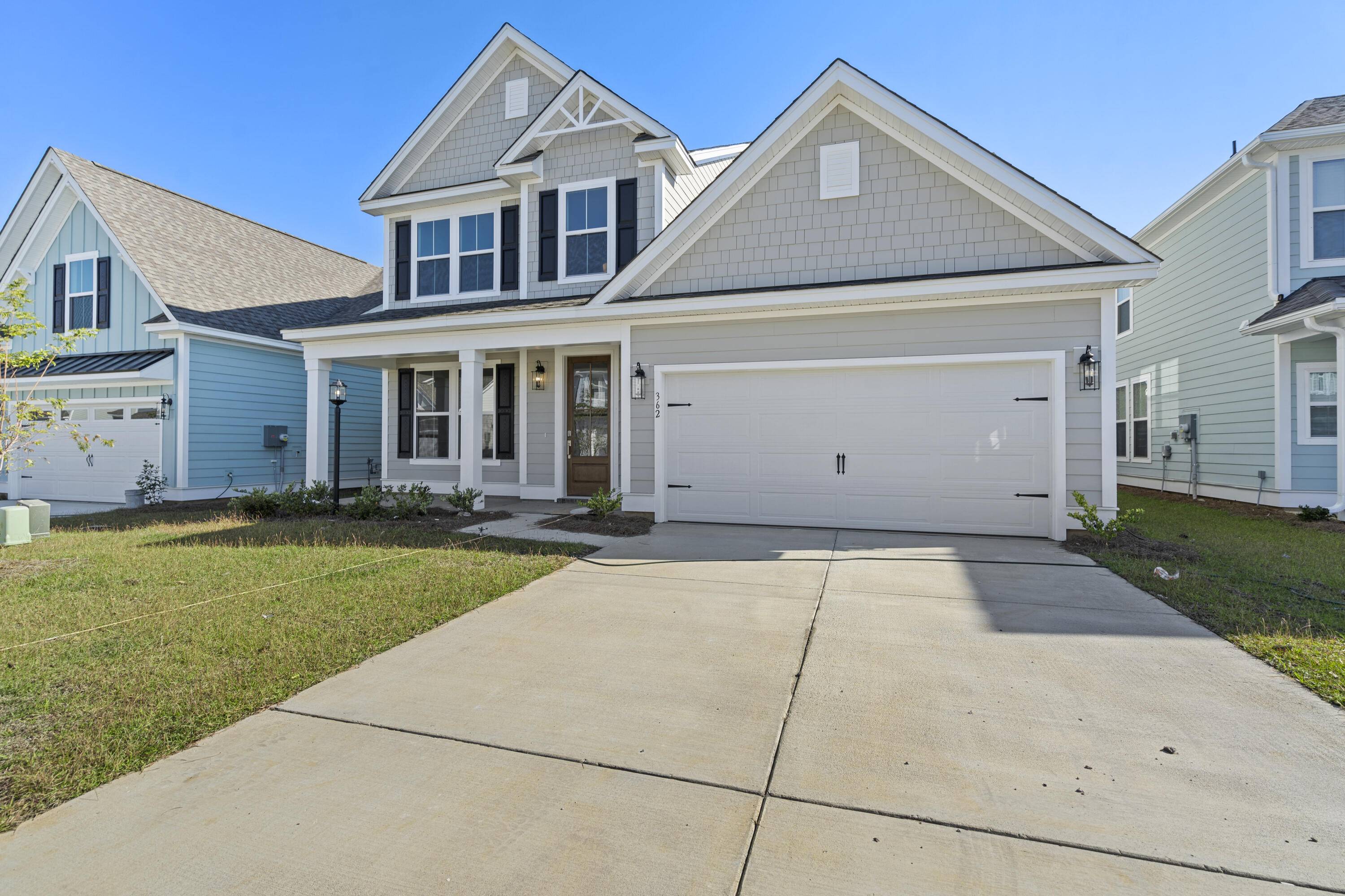 Moncks Corner, SC 29461,746 Opal Wing St