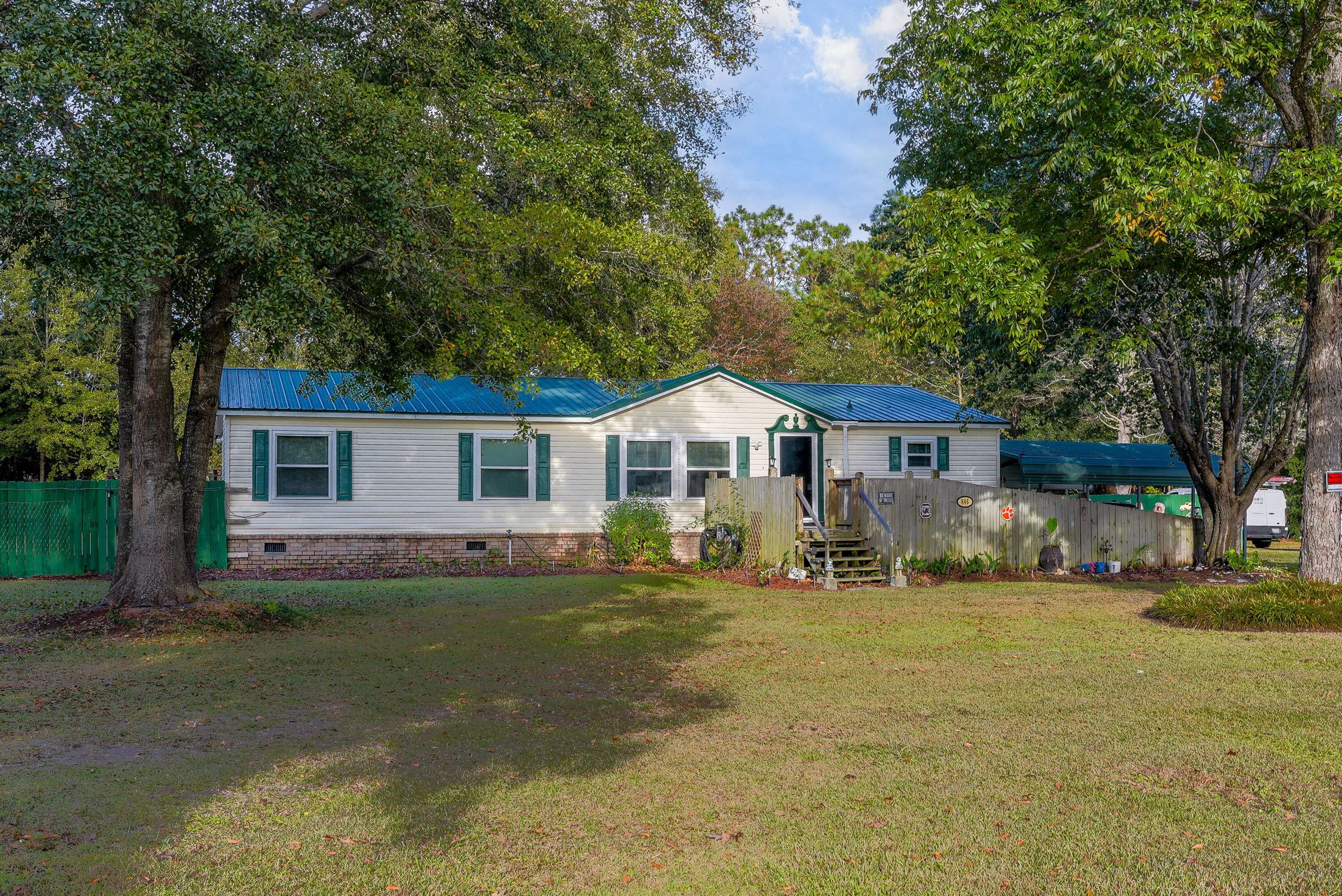 Moncks Corner, SC 29461,846 Gross Ave