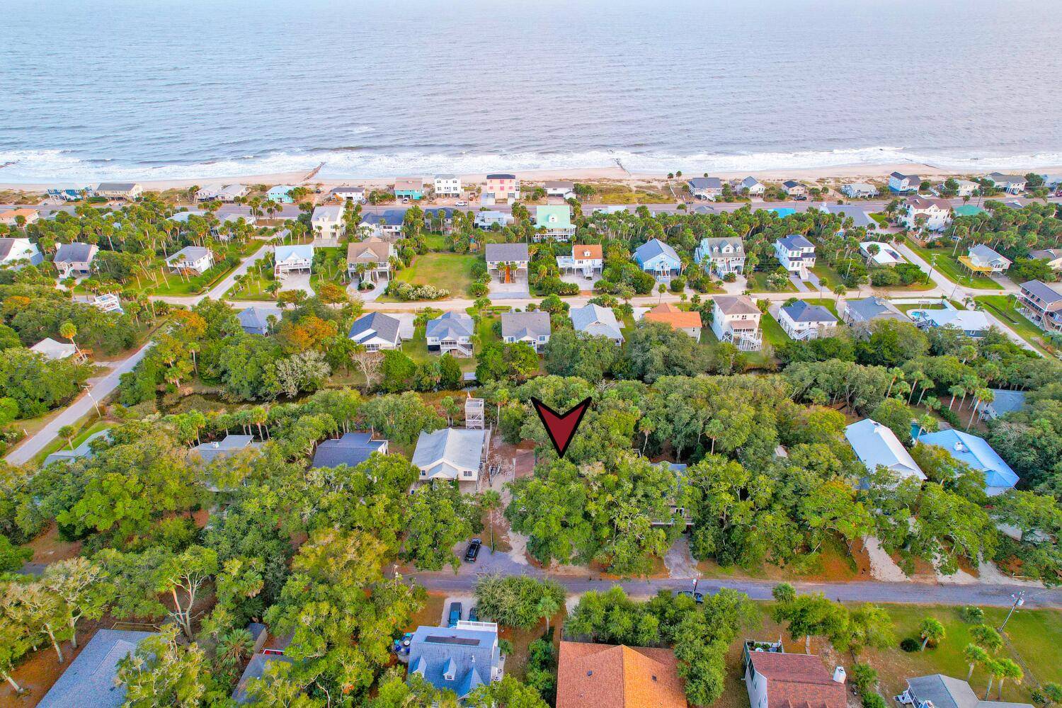 Edisto Island, SC 29438,513 Dolphin St