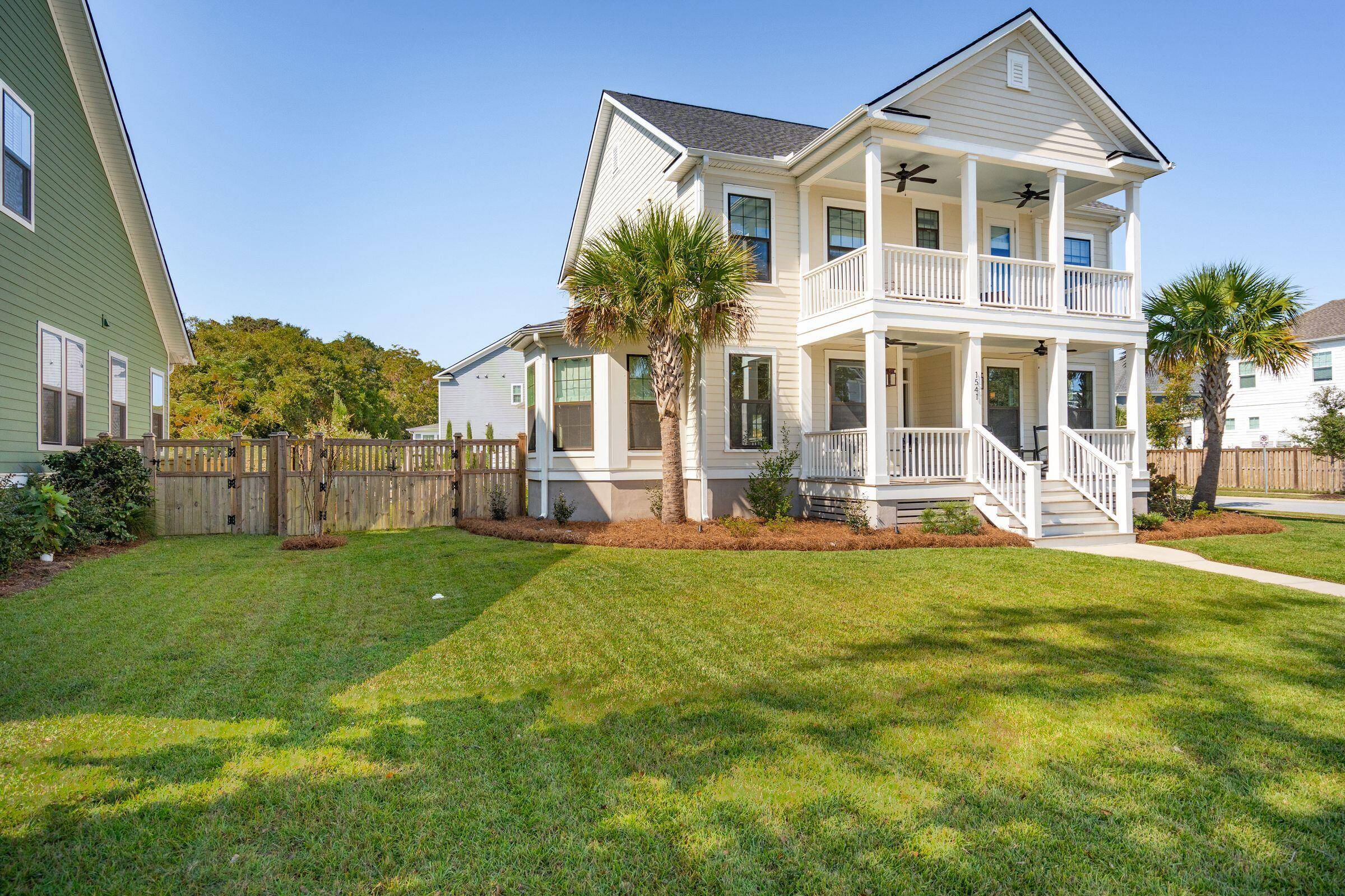 Charleston, SC 29412,1541 Charming Nancy Rd