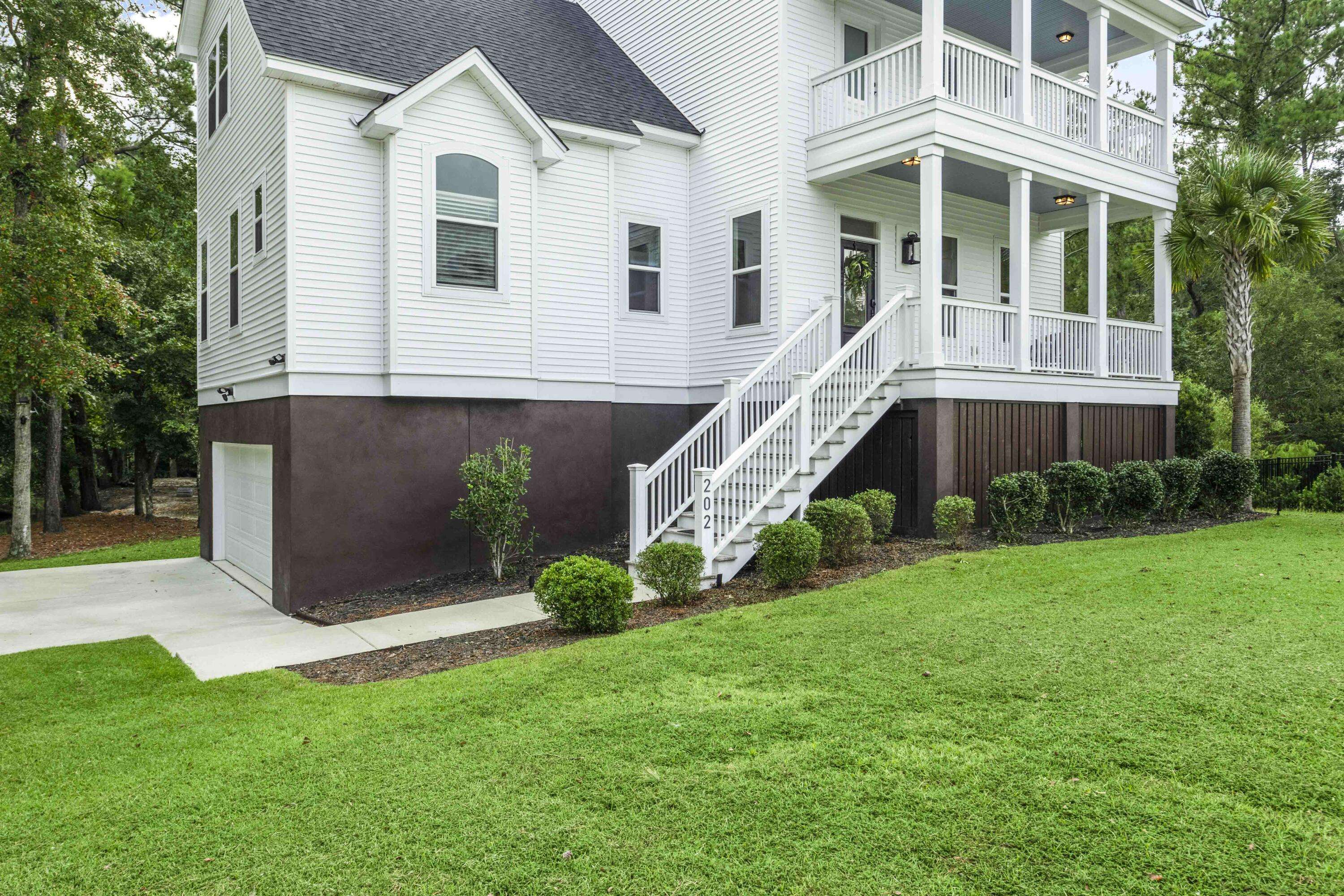 Charleston, SC 29492,202 Creek Bed Ct