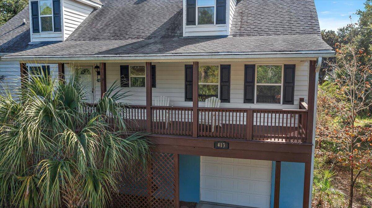 Folly Beach, SC 29439,413 E Indian Ave