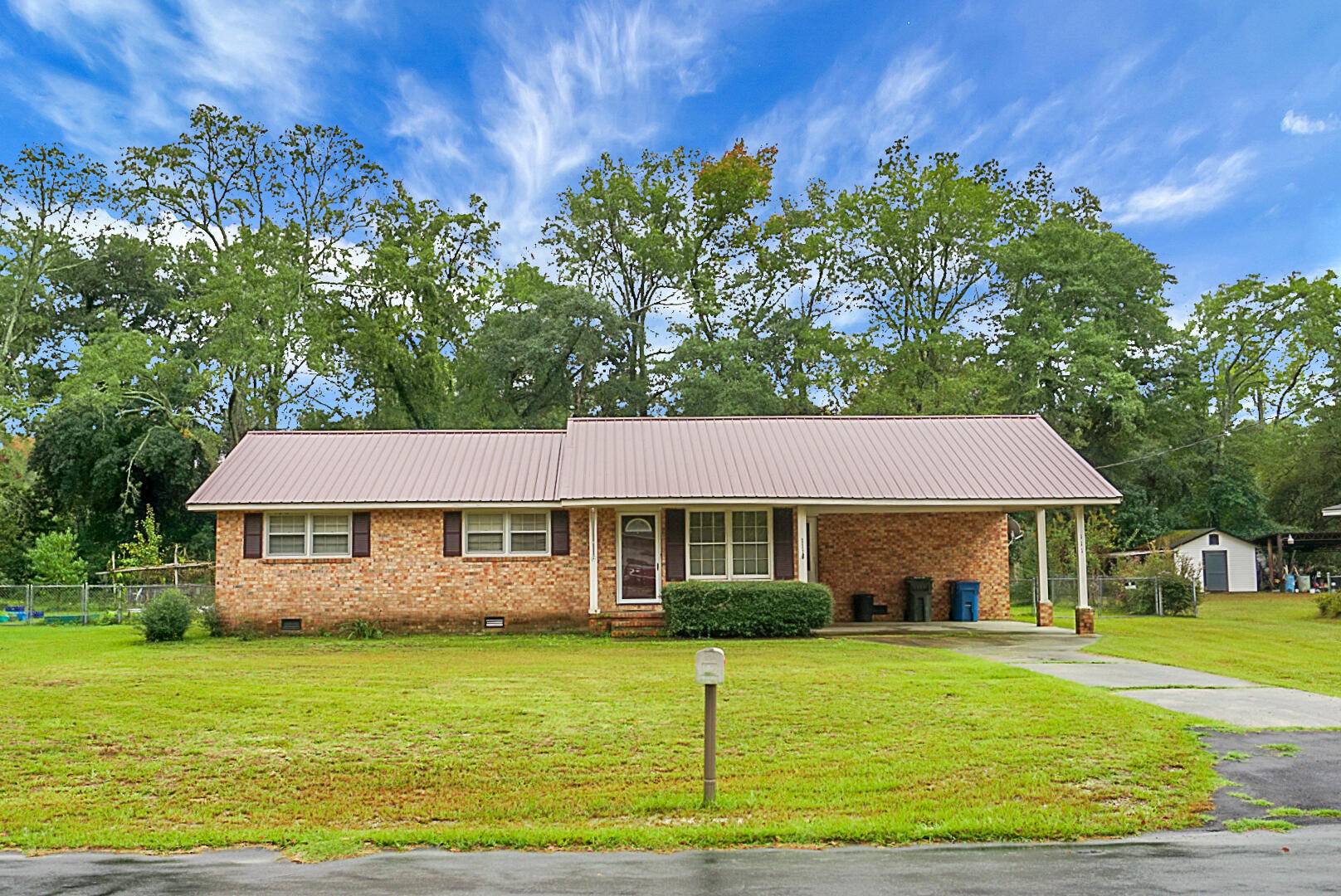 Kingstree, SC 29556,111 Juanita St