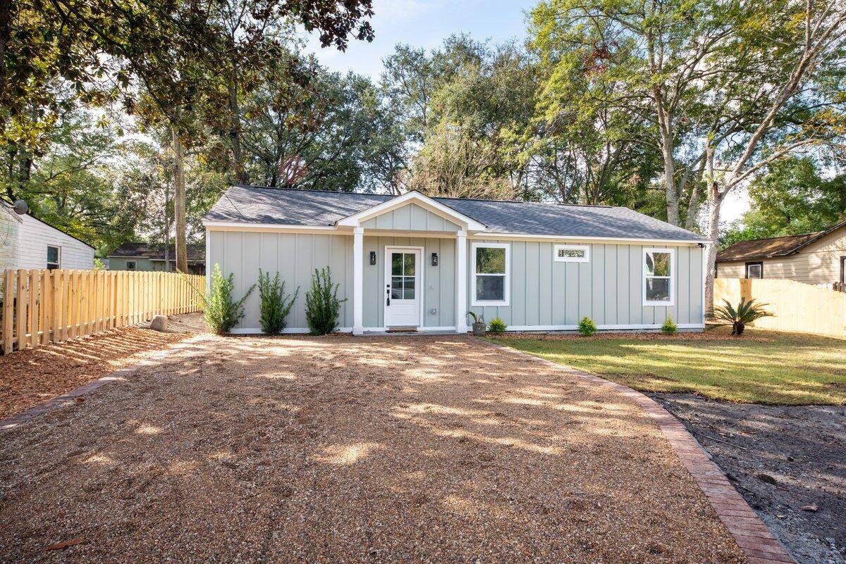 Hanahan, SC 29410,5809 Canterbury Dr