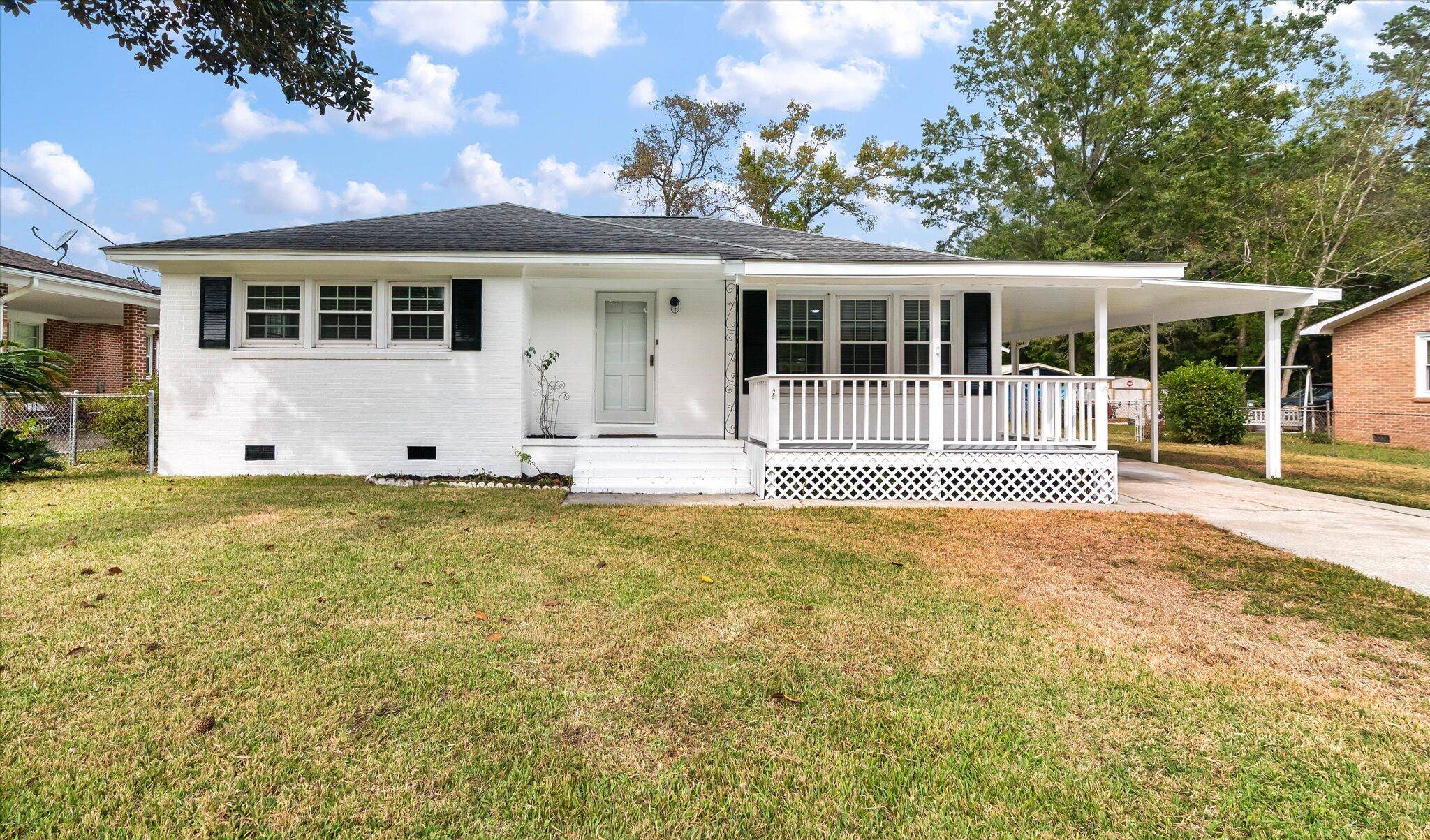 North Charleston, SC 29406,7049 Kenneth Dr