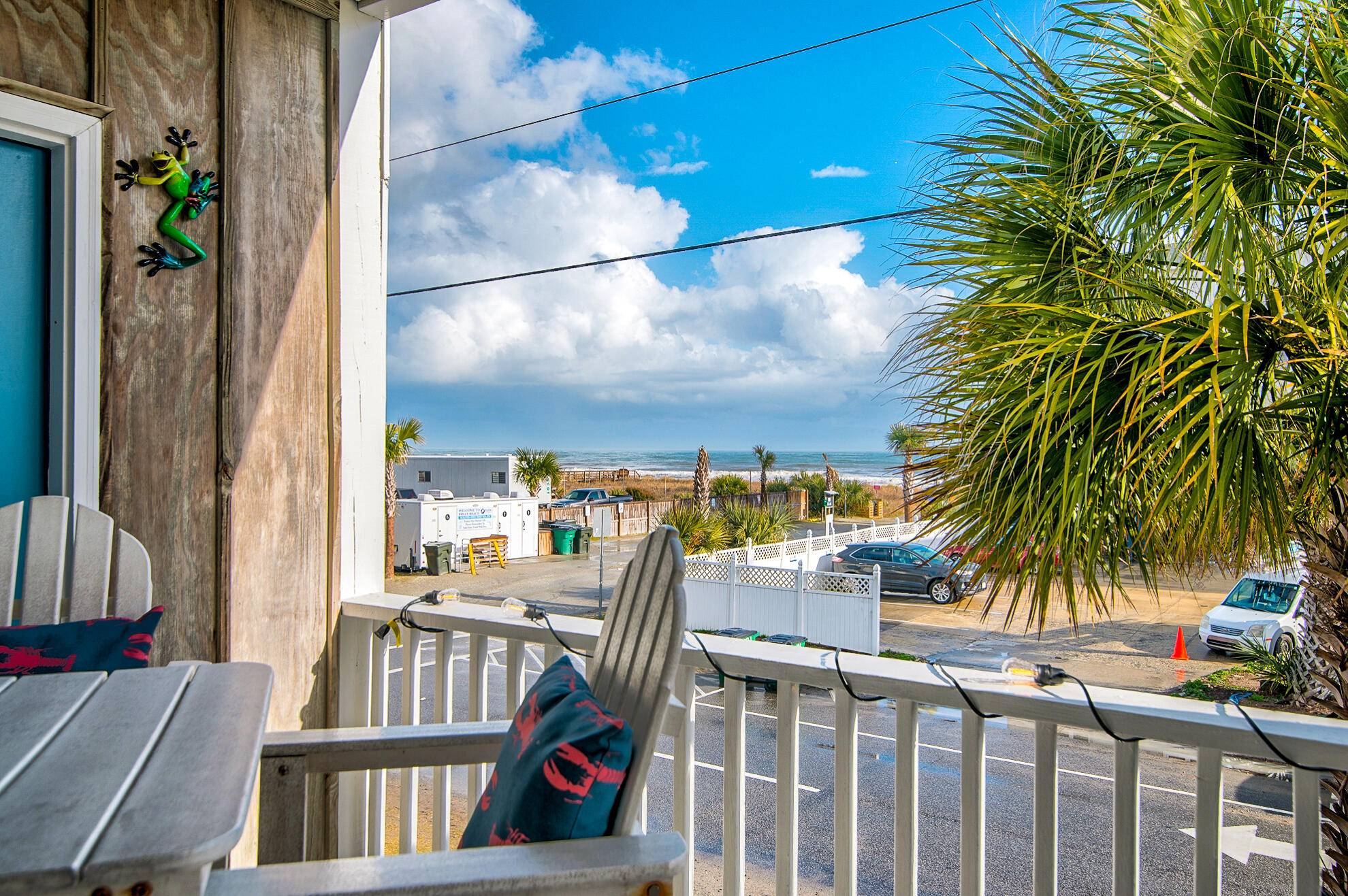 Folly Beach, SC 29439,122 E Arctic Ave #3