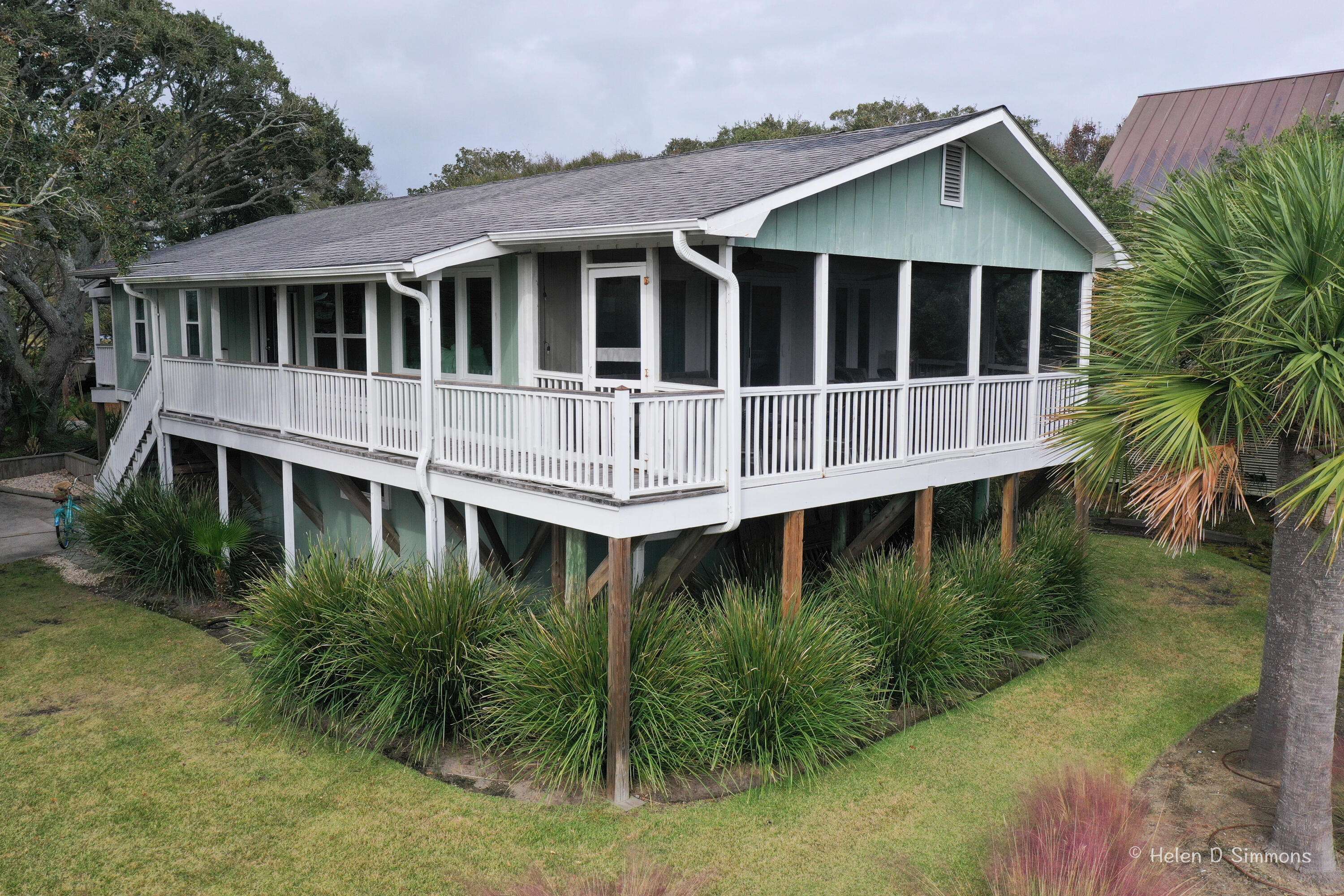 Folly Beach, SC 29439,1225 Tabby Dr