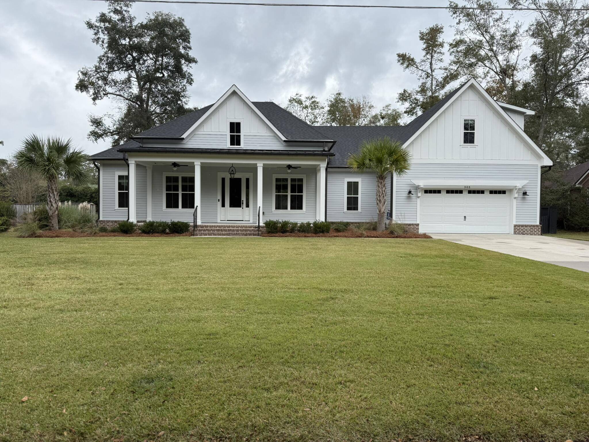 Summerville, SC 29485,305 Ayers Cir