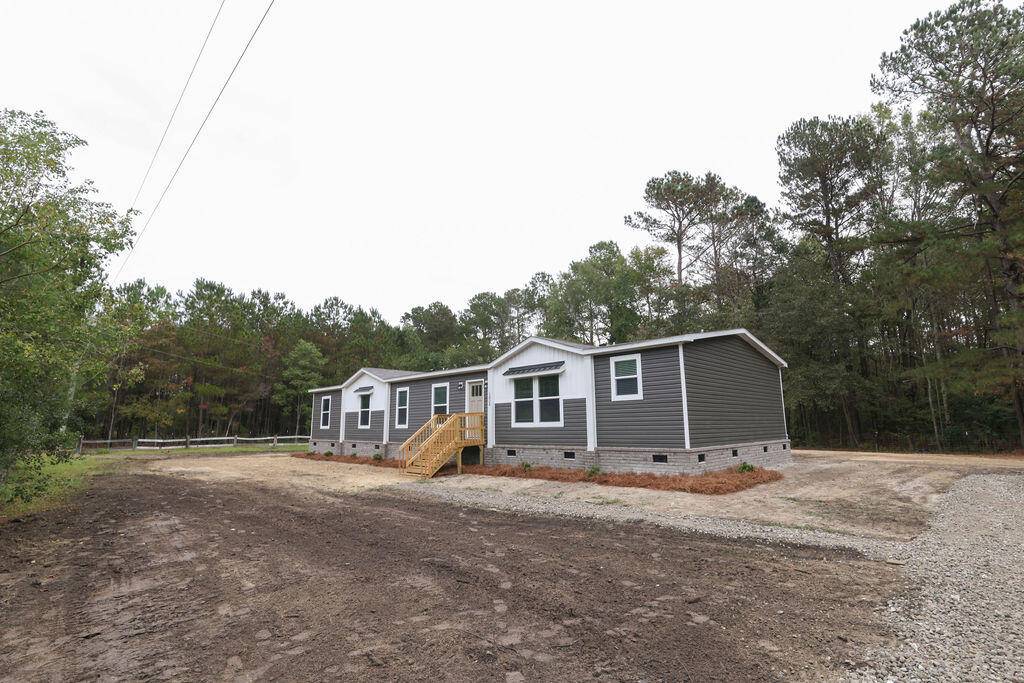 Bonneau, SC 29431,1026 Merell Ave