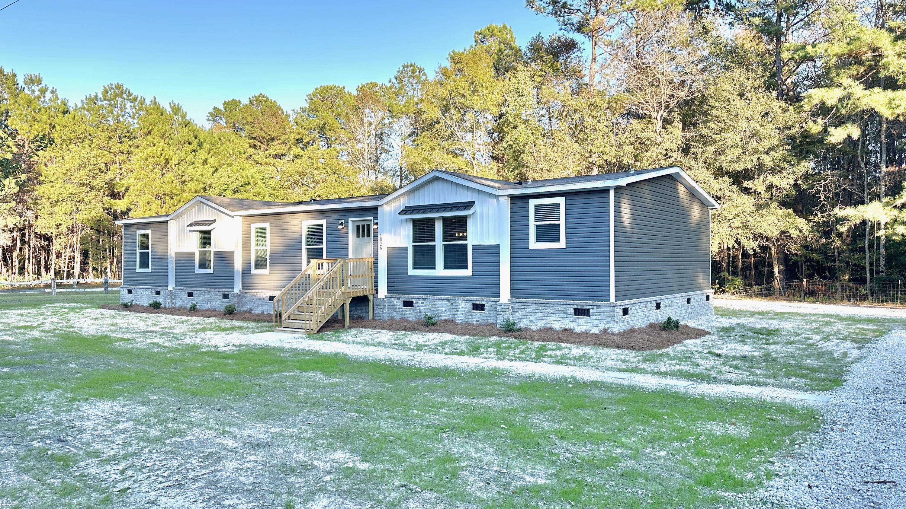 Bonneau, SC 29431,1026 Merell Ave