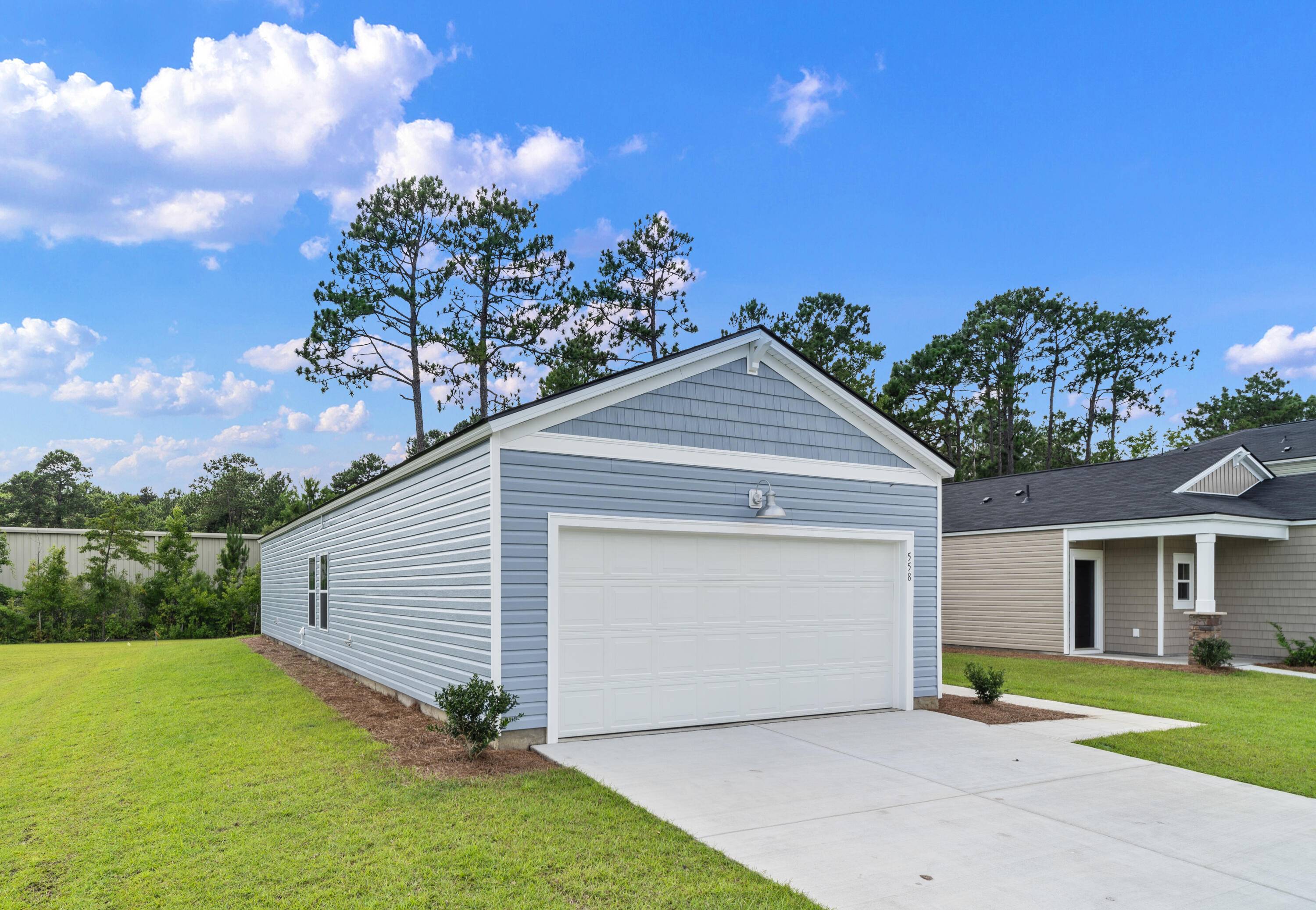 Summerville, SC 29486,504 Frutchey Ct