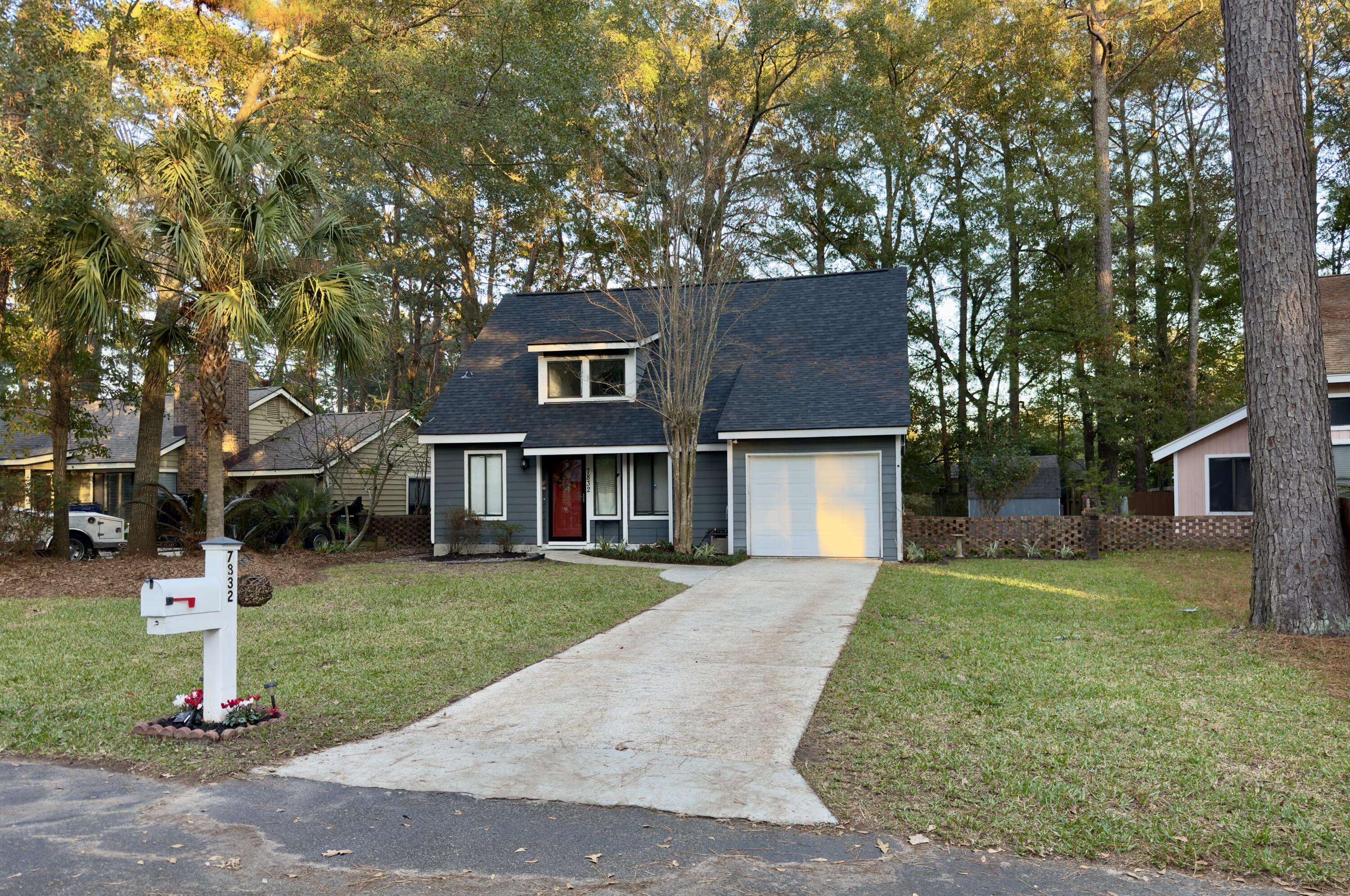 North Charleston, SC 29418,7832 Racquet Rd