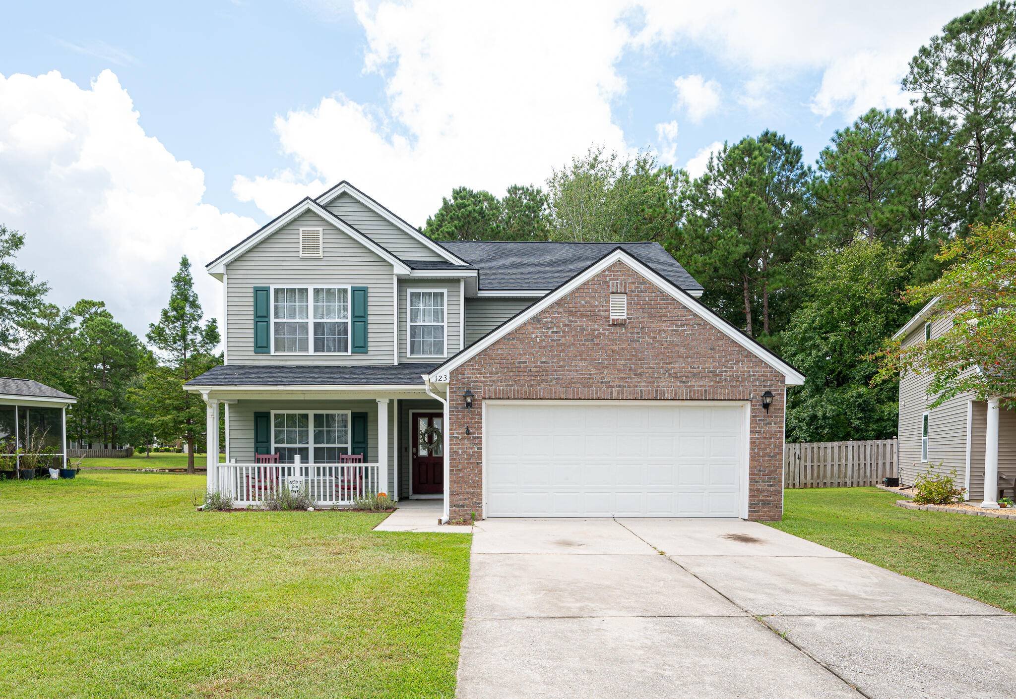 Summerville, SC 29485,123 Surlington Dr