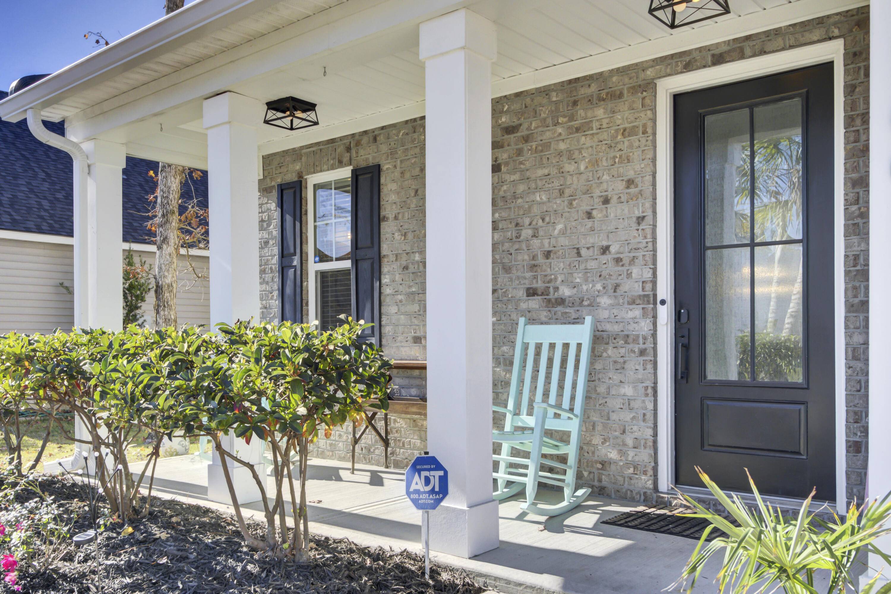 Summerville, SC 29483,700 Kilarney Rd