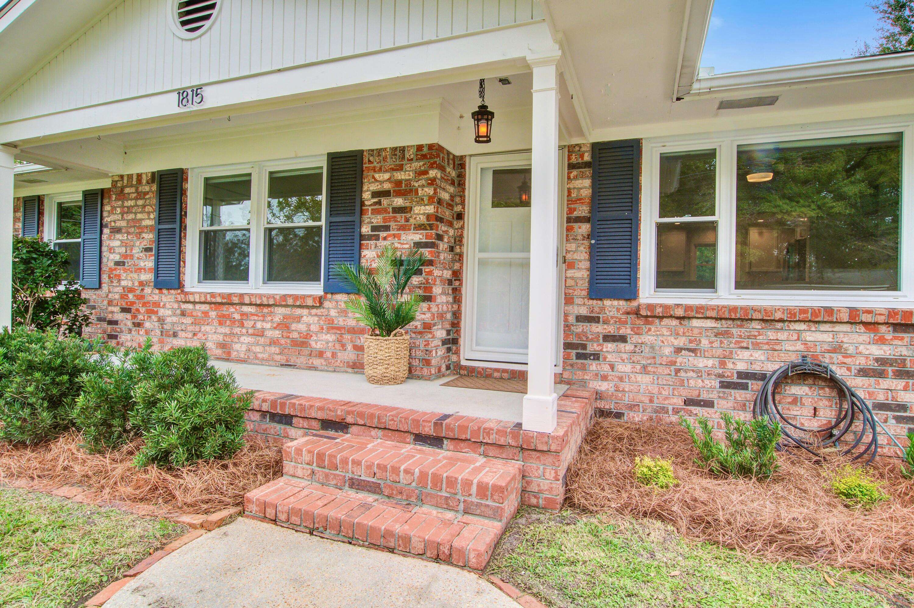 Charleston, SC 29412,1815 S Mayflower Dr