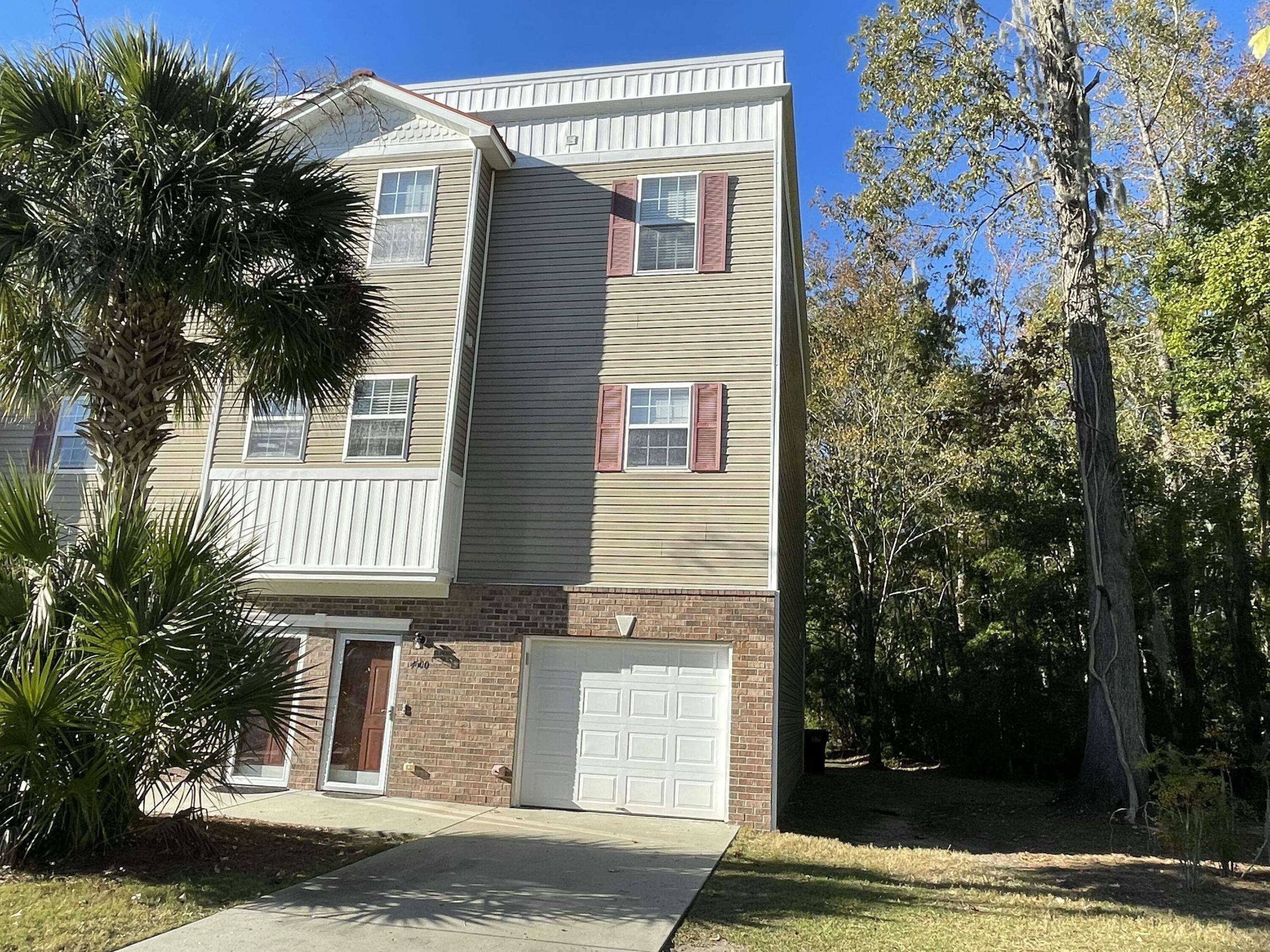 North Charleston, SC 29418,4600 Palm View Cir