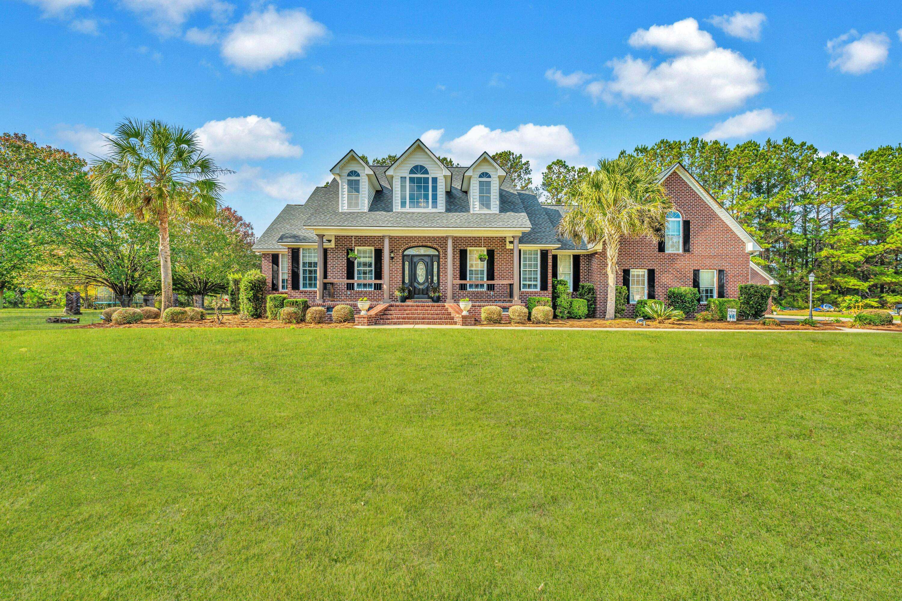 Saint George, SC 29477,109 Fairway Ct