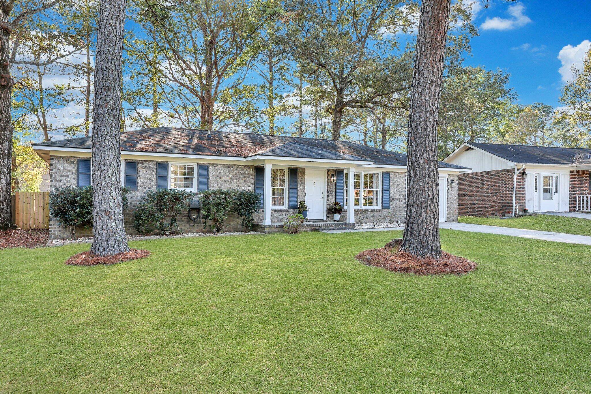 Summerville, SC 29486,144 Highland Ave