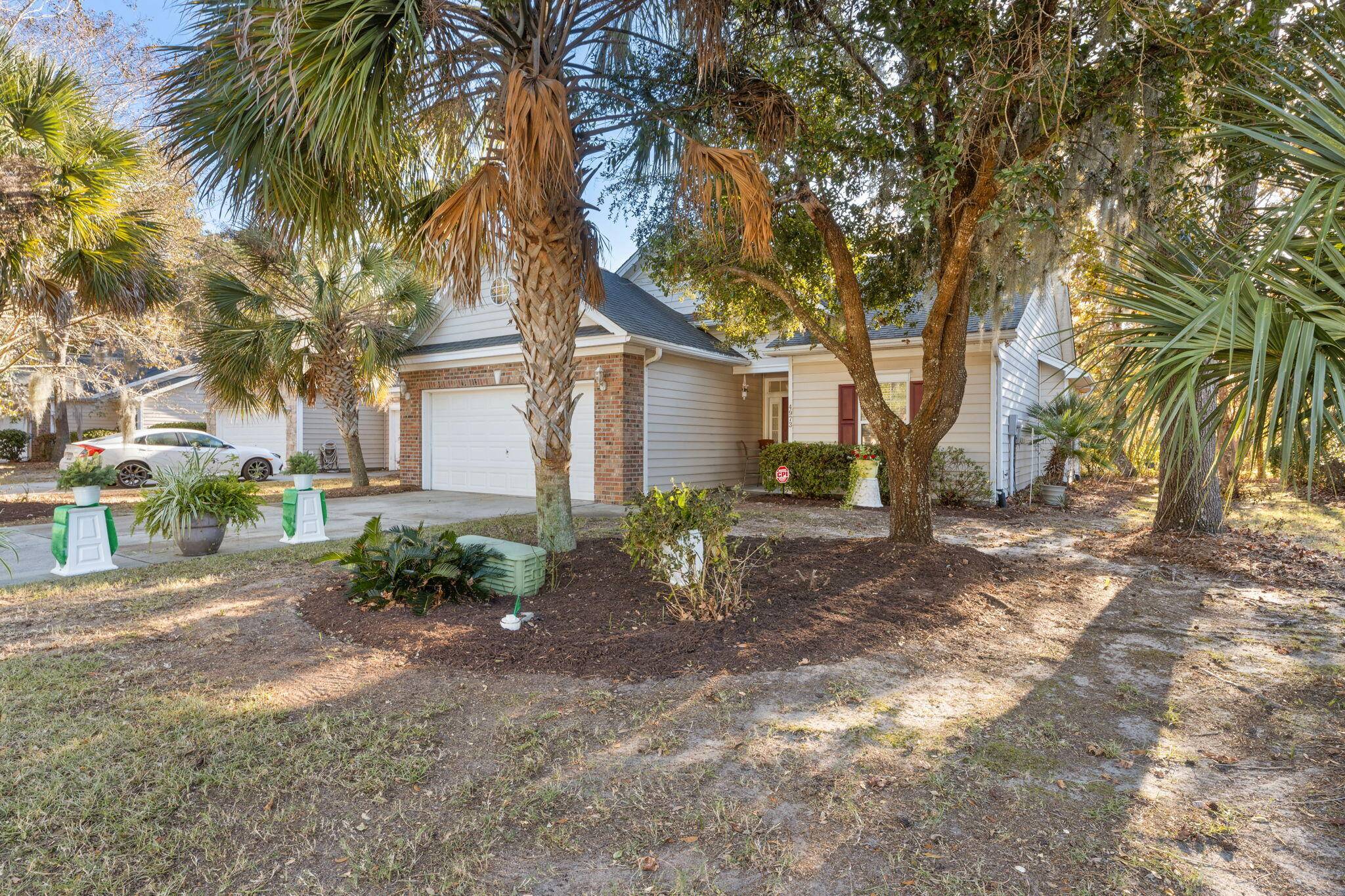 Summerville, SC 29485,4973 Franconia Dr