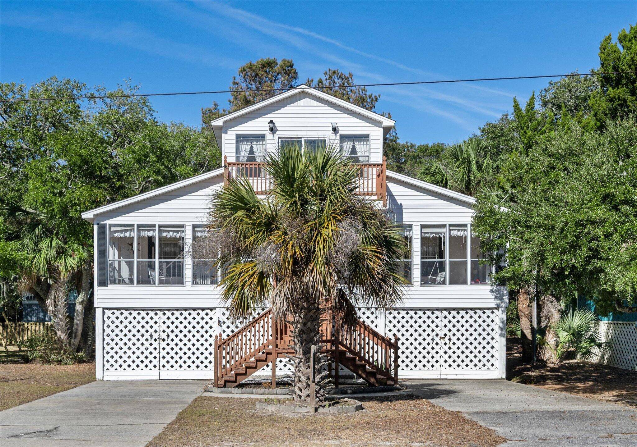 Edisto Beach, SC 29438,2305 Myrtle St