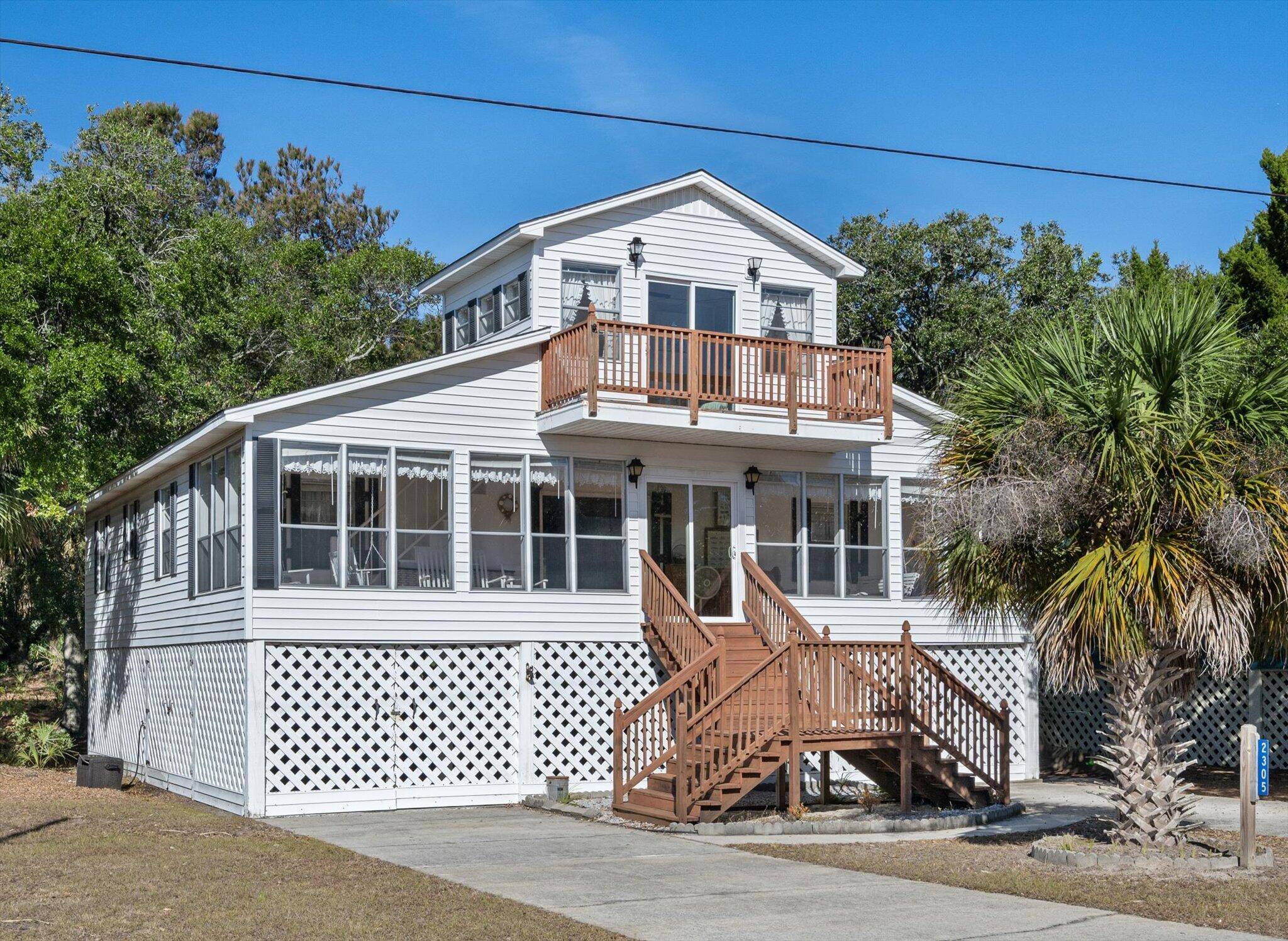 Edisto Beach, SC 29438,2305 Myrtle St