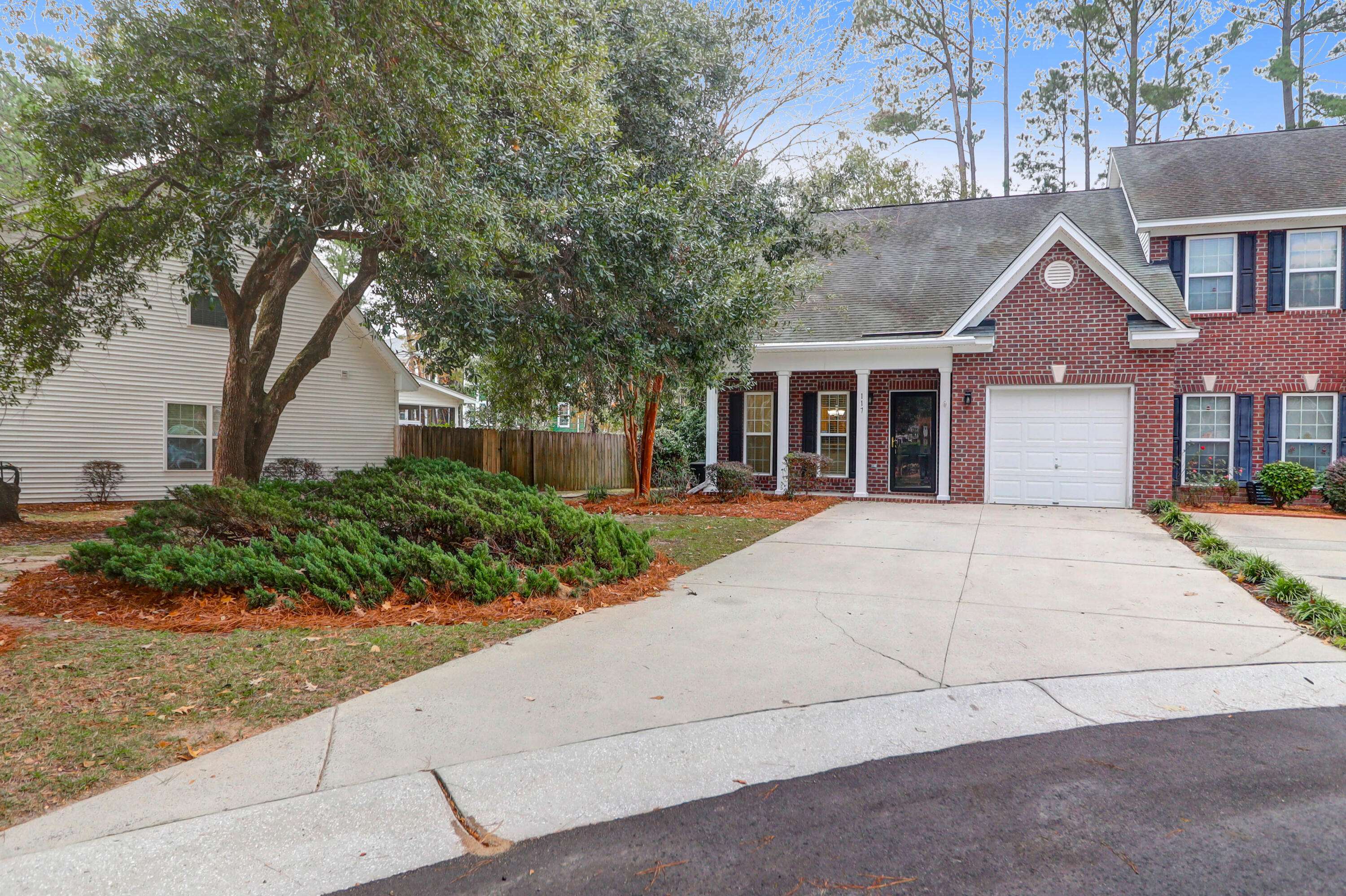 Ladson, SC 29456,117 Venezia Ct