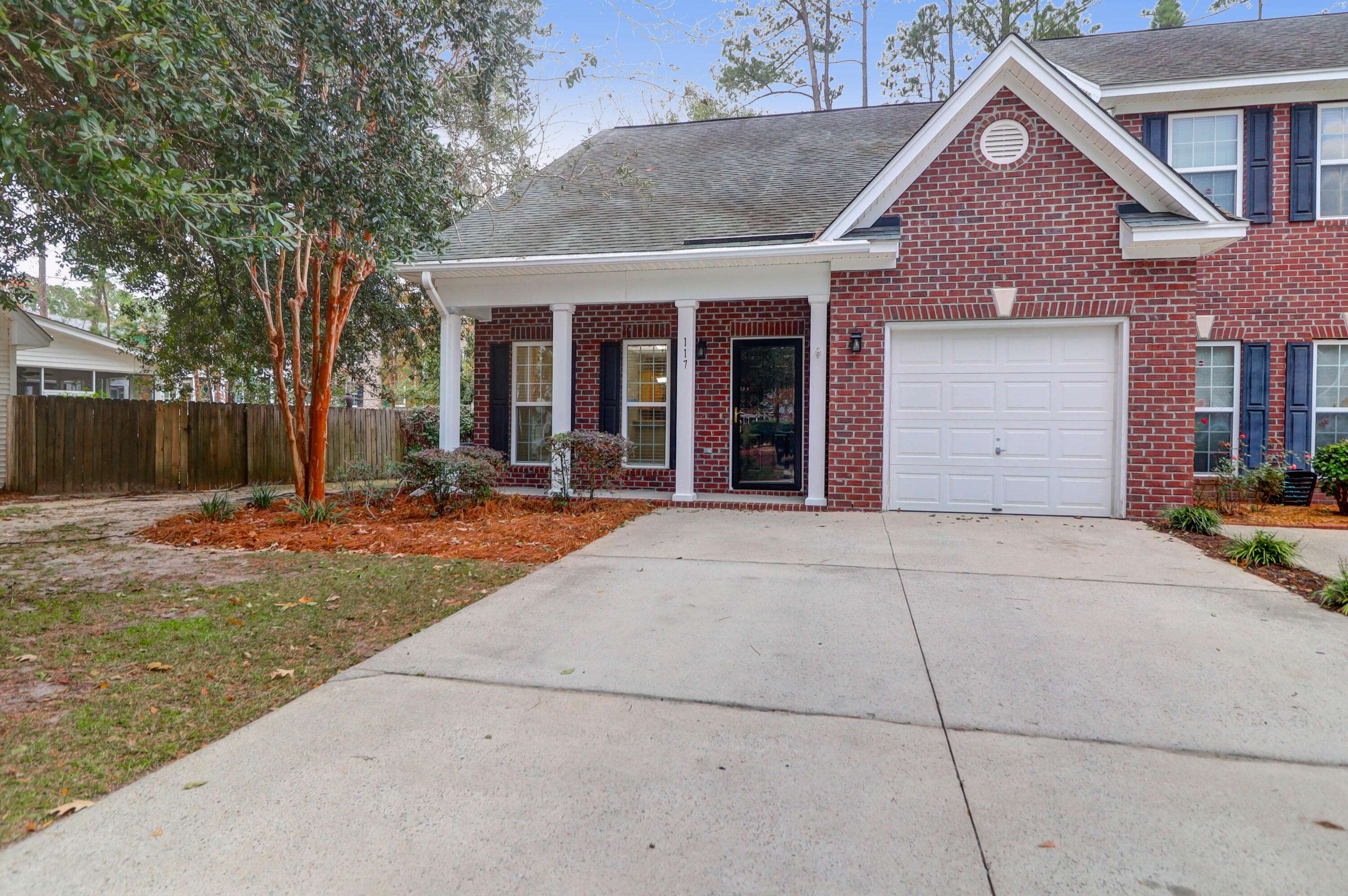 Ladson, SC 29456,117 Venezia Ct