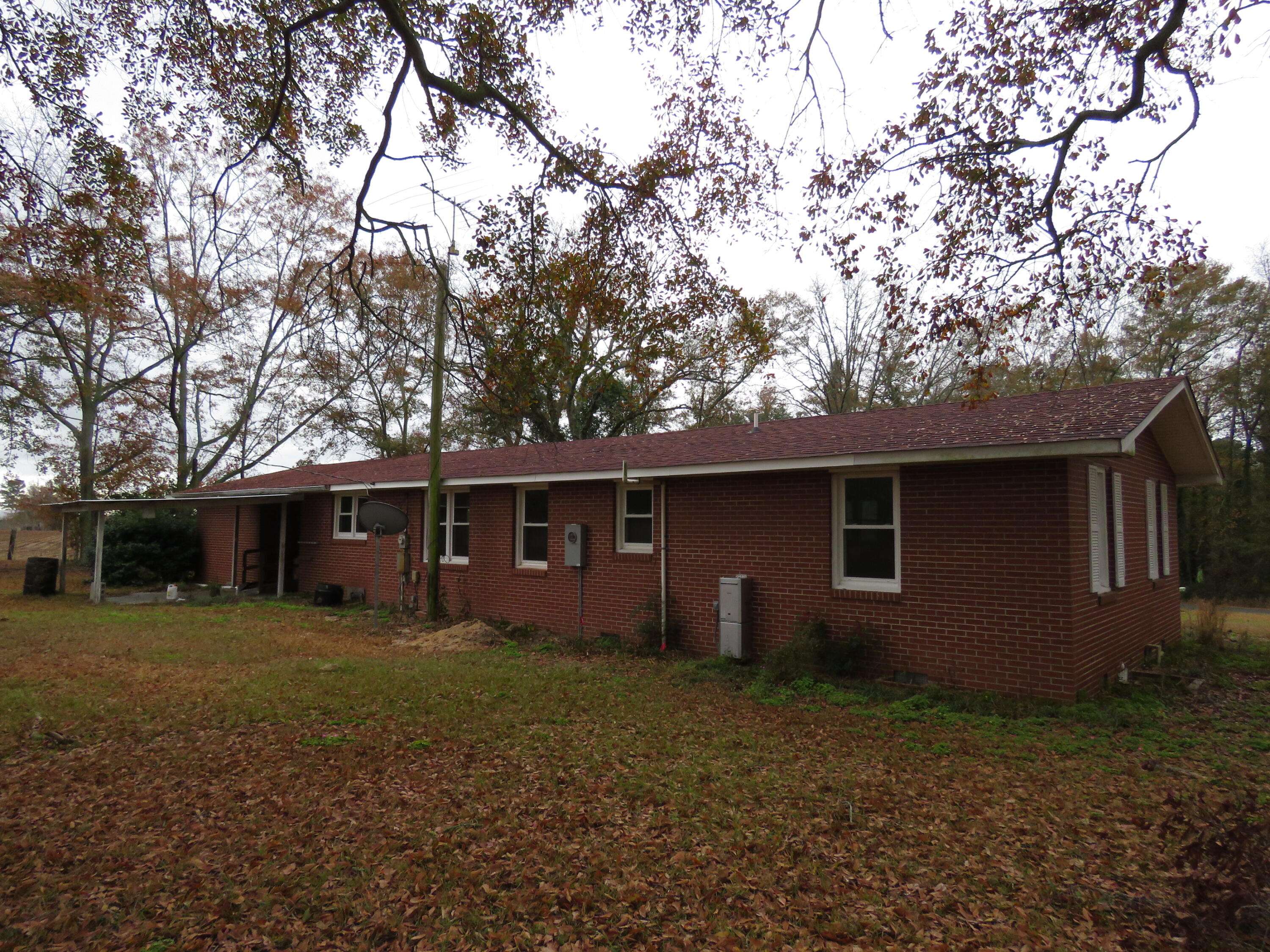 Barnwell, SC 29812,695 Hartzog Rd