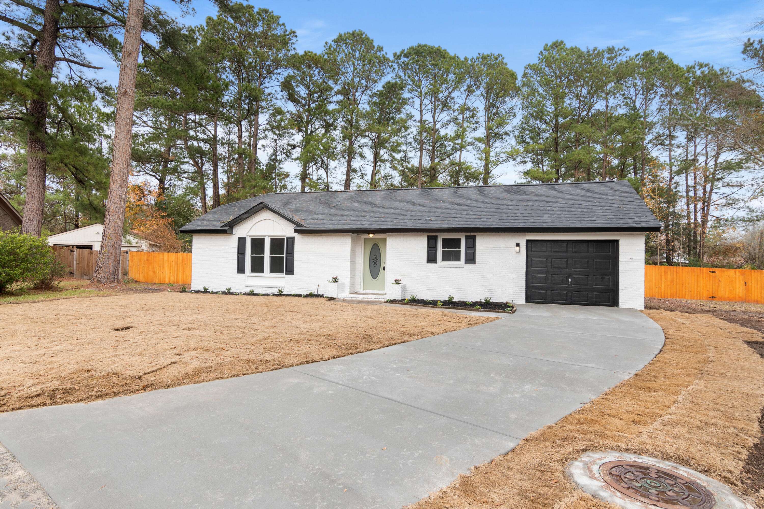 Summerville, SC 29485,105 Cobb Ct