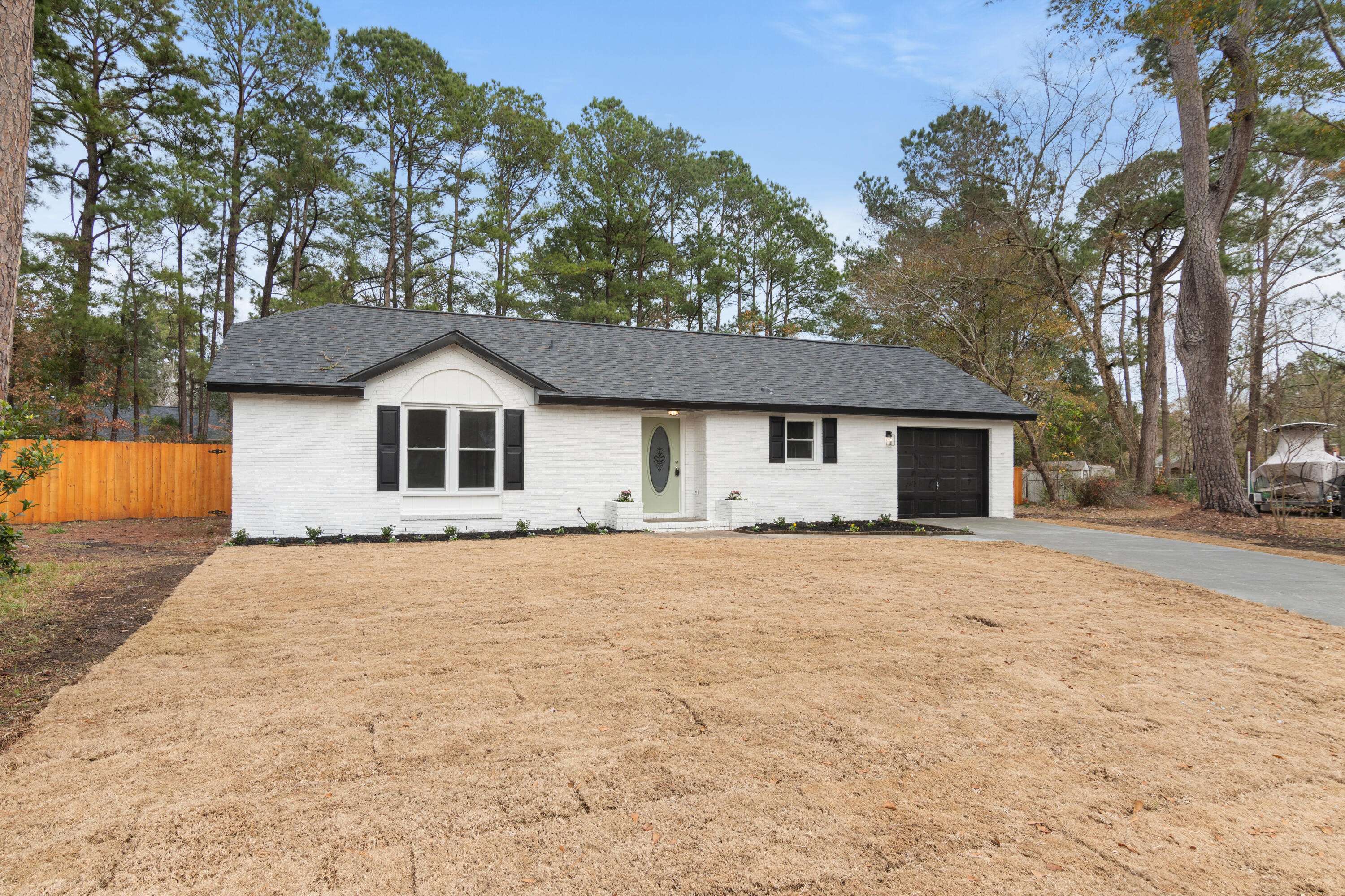 Summerville, SC 29485,105 Cobb Ct