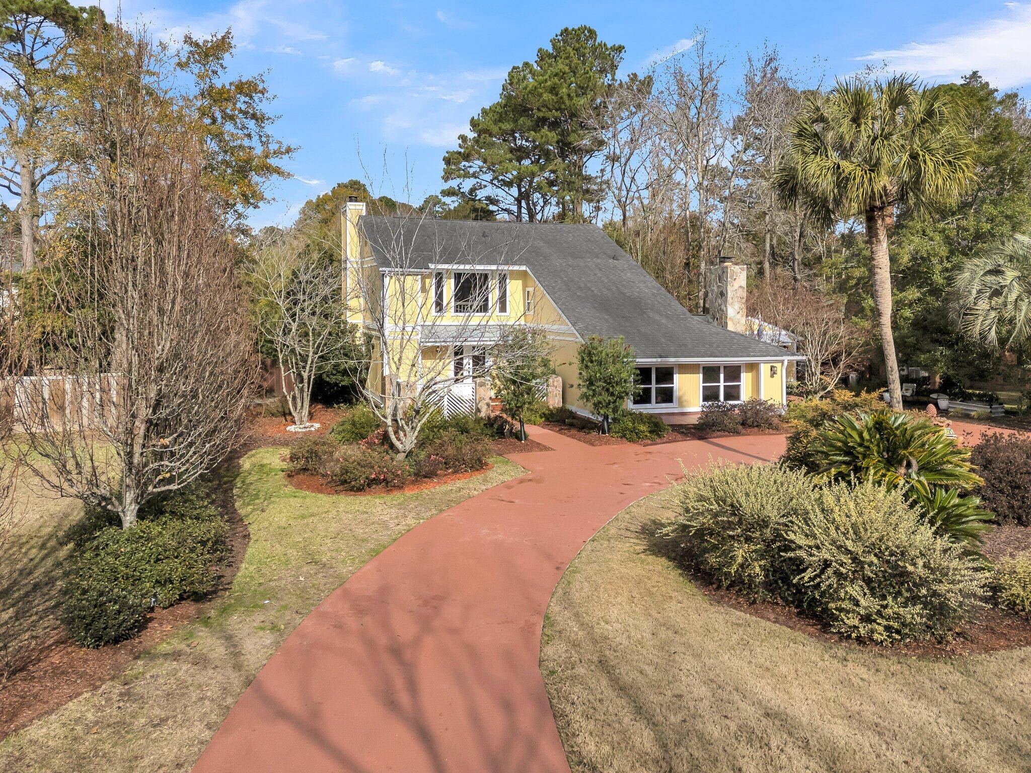 Mount Pleasant, SC 29464,941 Law Ln