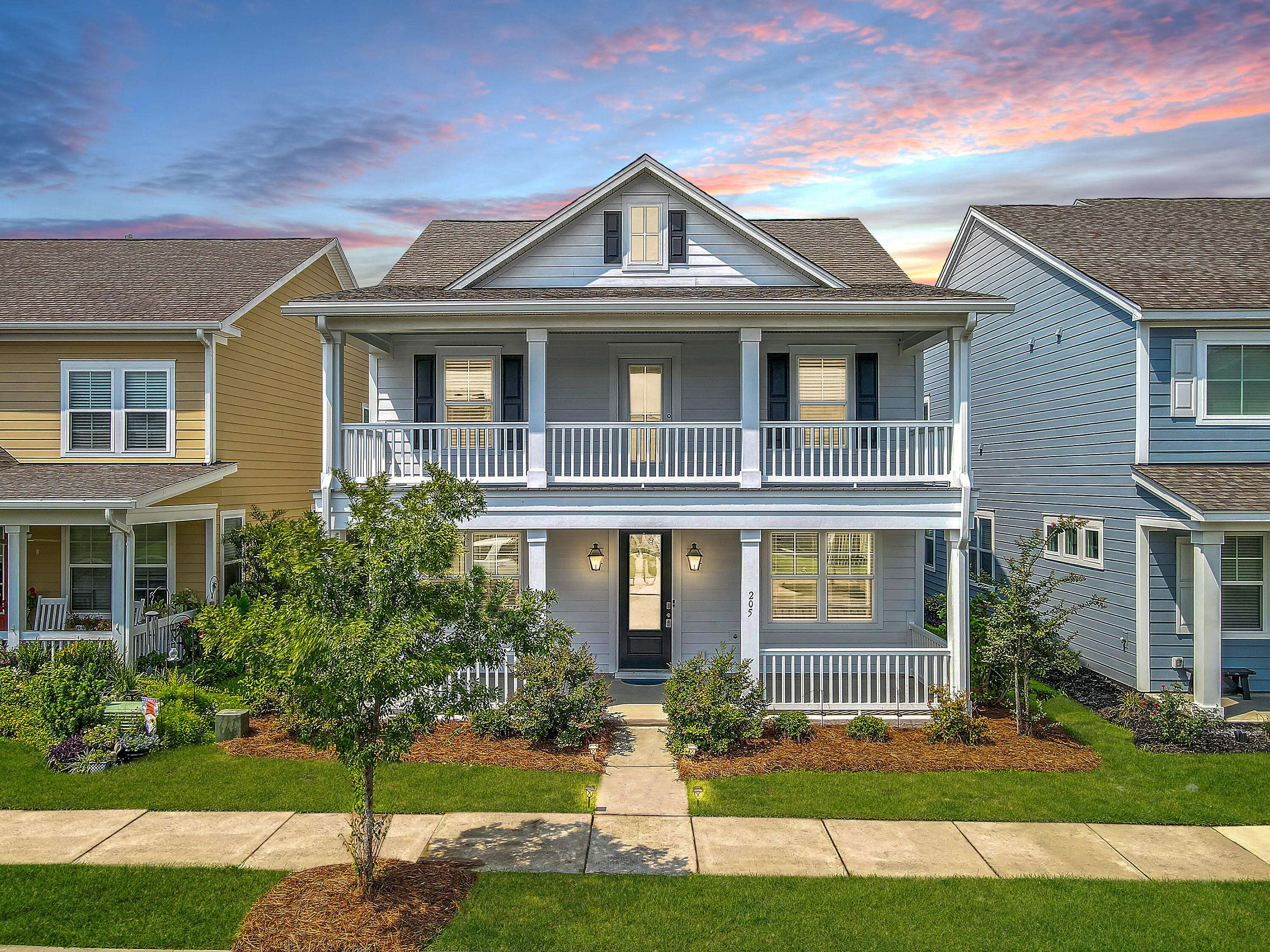 Summerville, SC 29483,205 Oak View Way