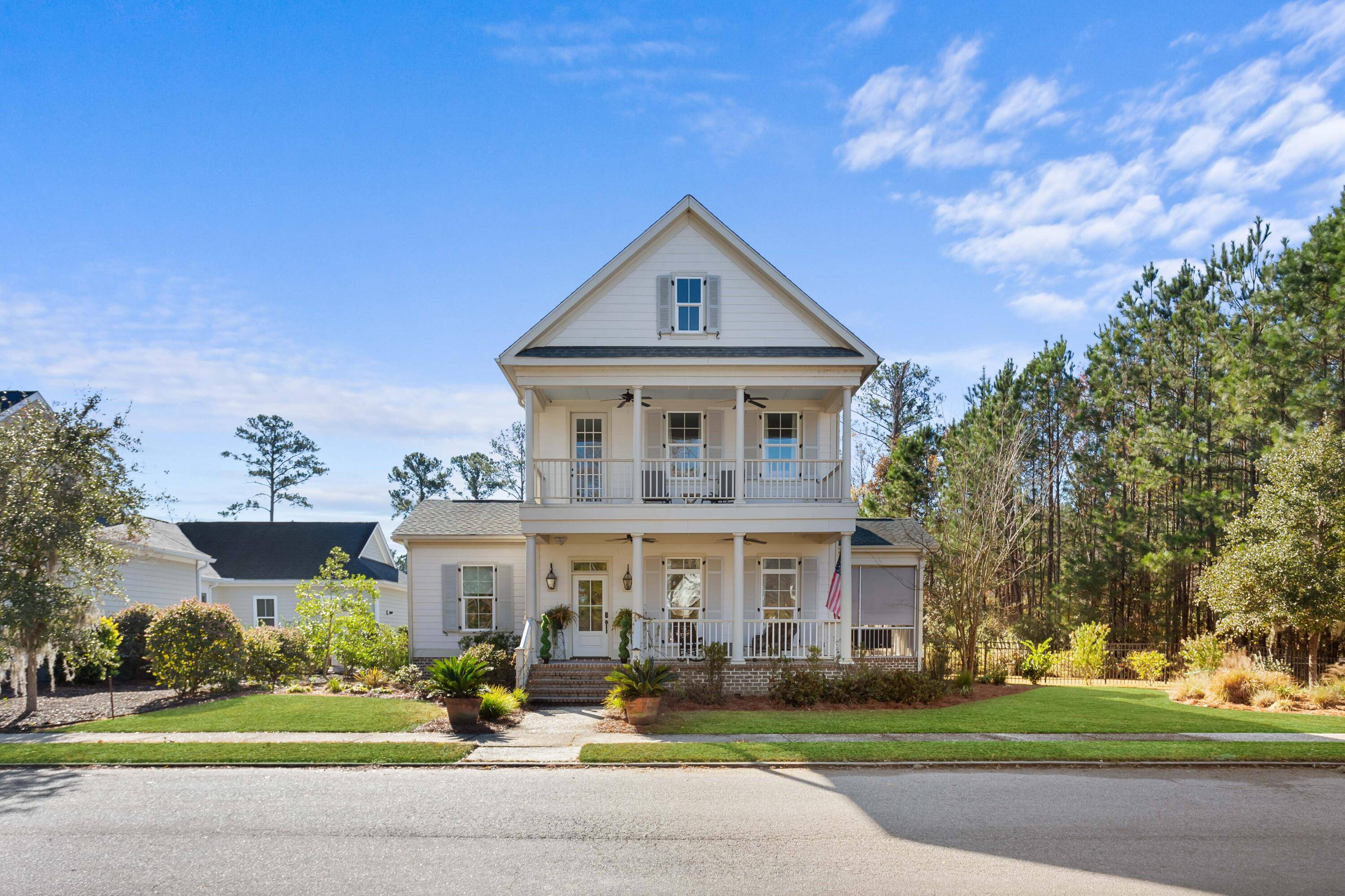 Ravenel, SC 29470,3950 Berberis Ln