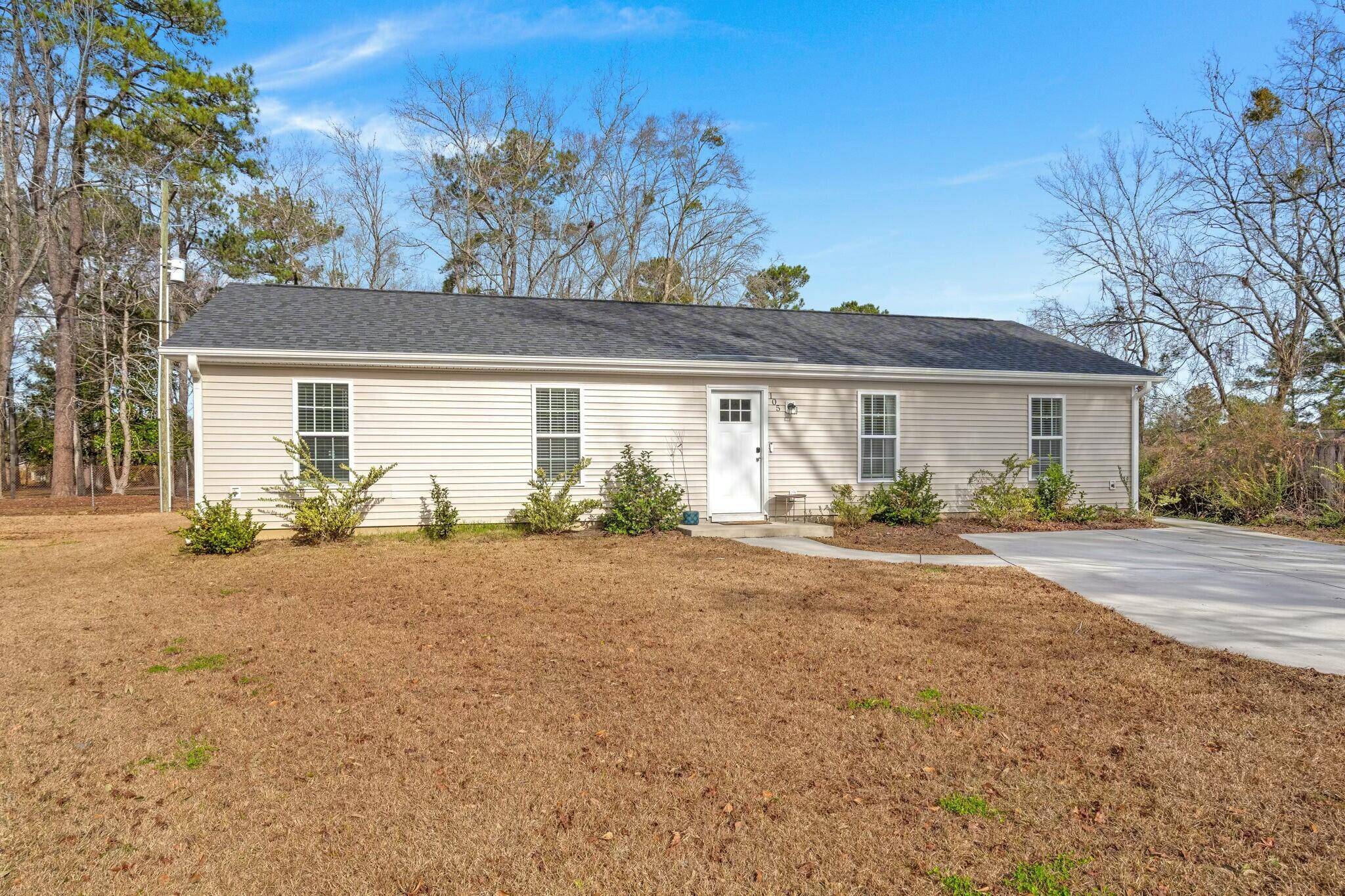 Summerville, SC 29483,105 Dahlia Place