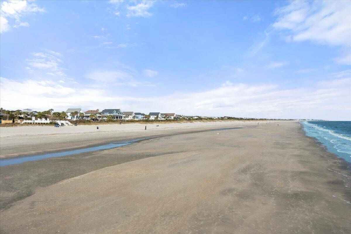 Isle Of Palms, SC 29451,1400 Ocean Boulevard #203-A