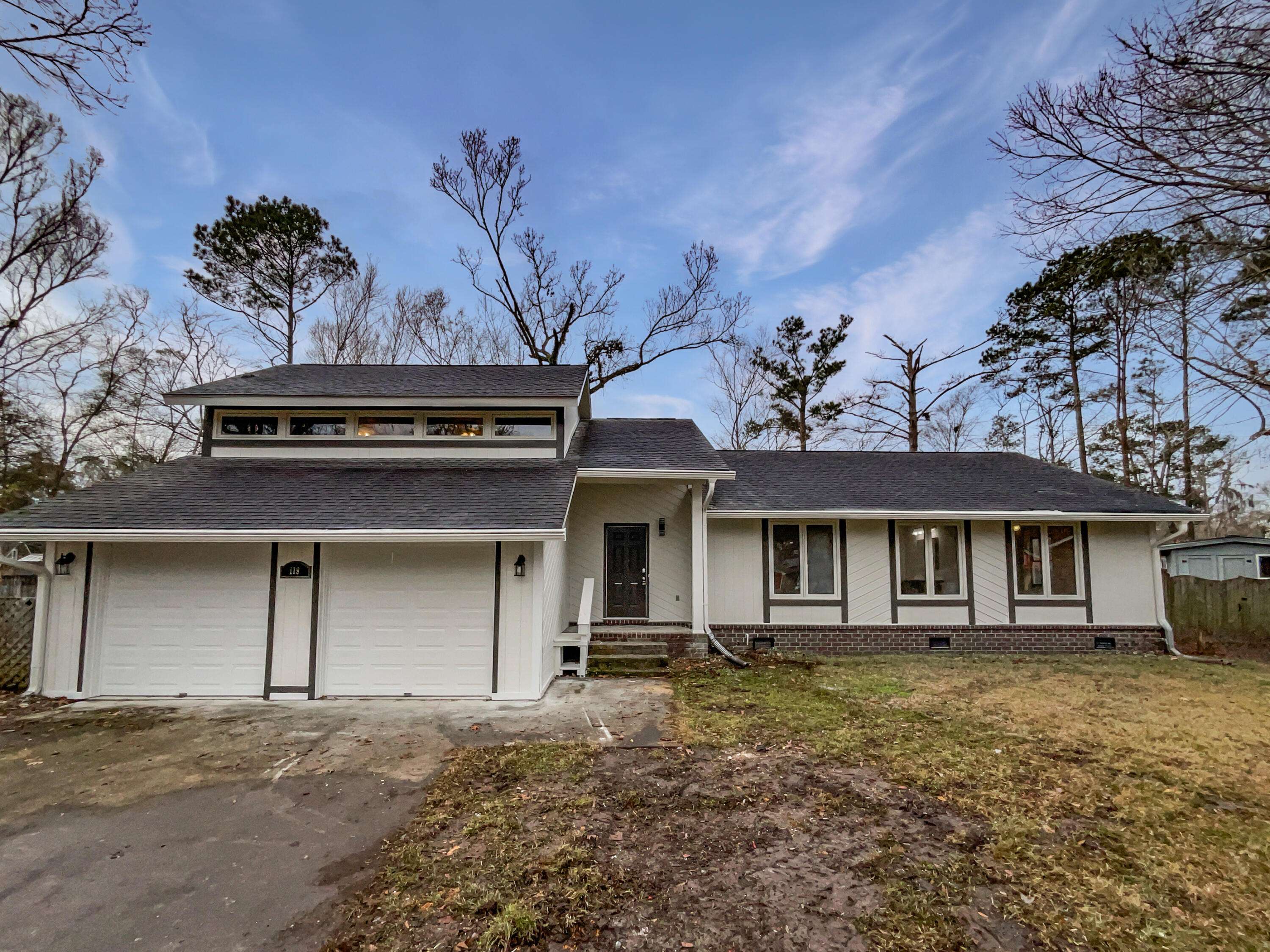 Summerville, SC 29485,119 Sumners Aly